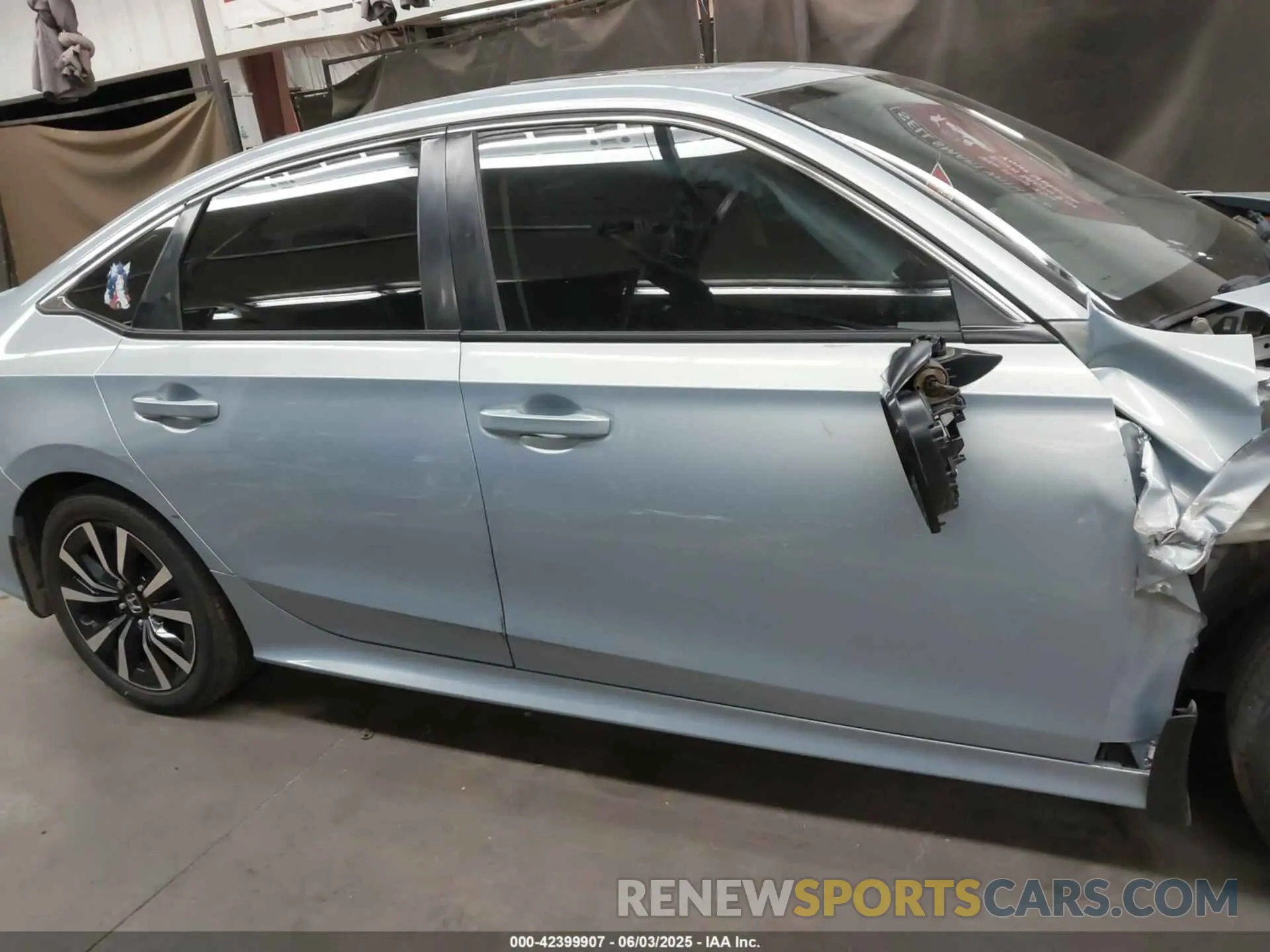 13 Photograph of a damaged car 2HGFE1F72PH302984 HONDA CIVIC 2023