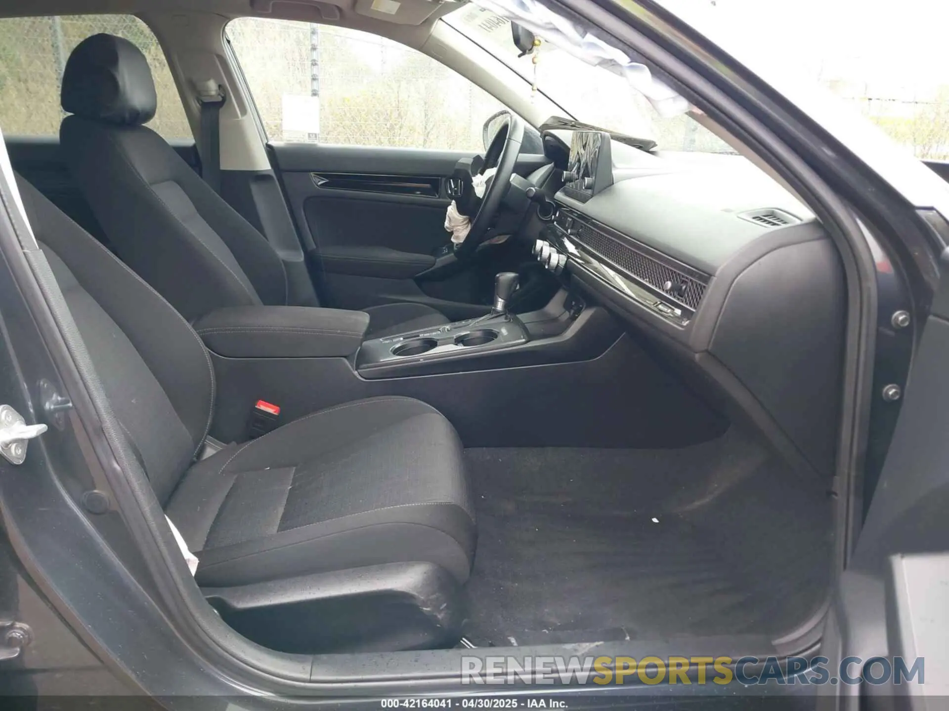 5 Photograph of a damaged car 2HGFE1F72PH303987 HONDA CIVIC 2023