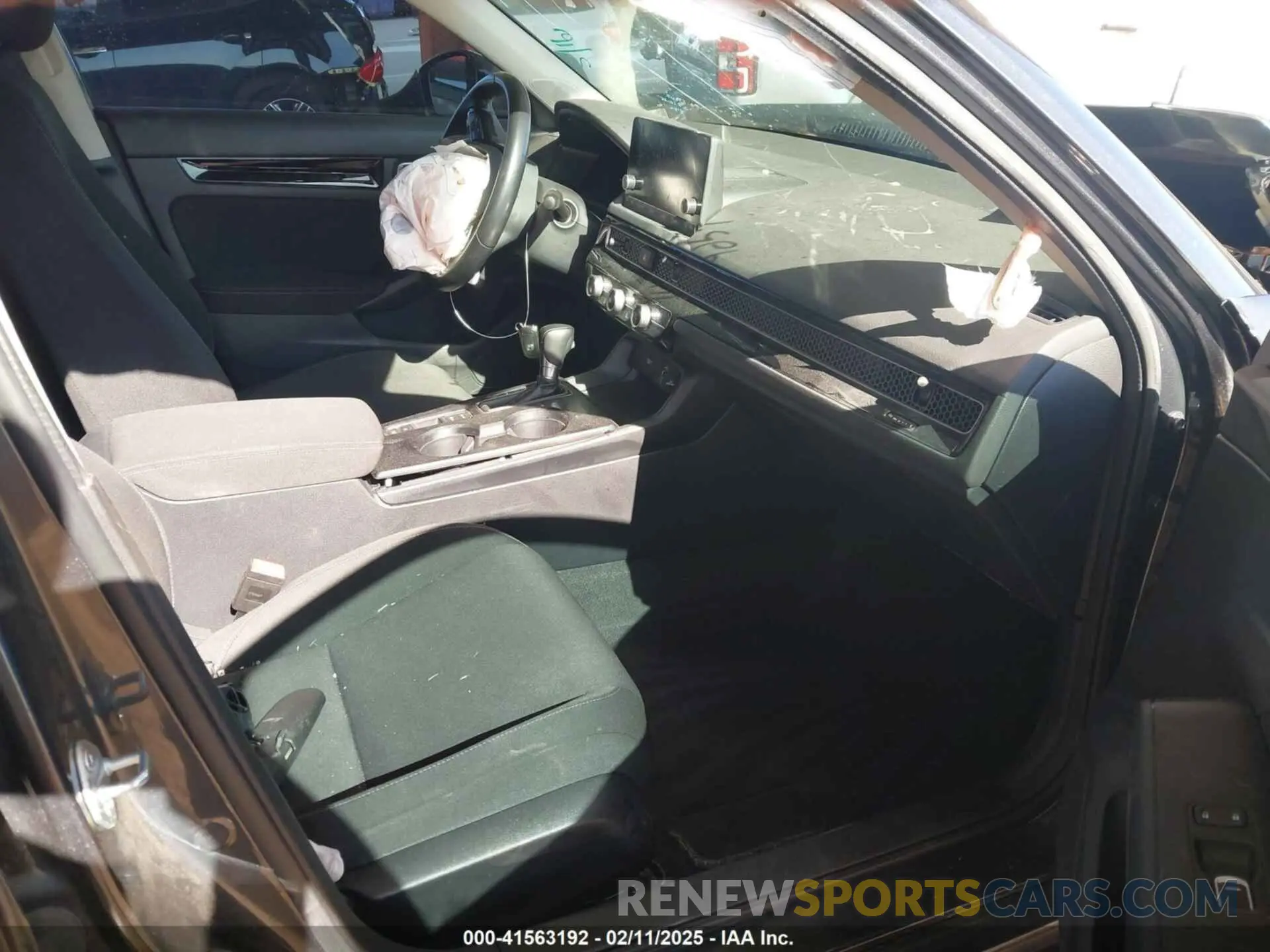 5 Photograph of a damaged car 2HGFE1F73PH304257 HONDA CIVIC 2023