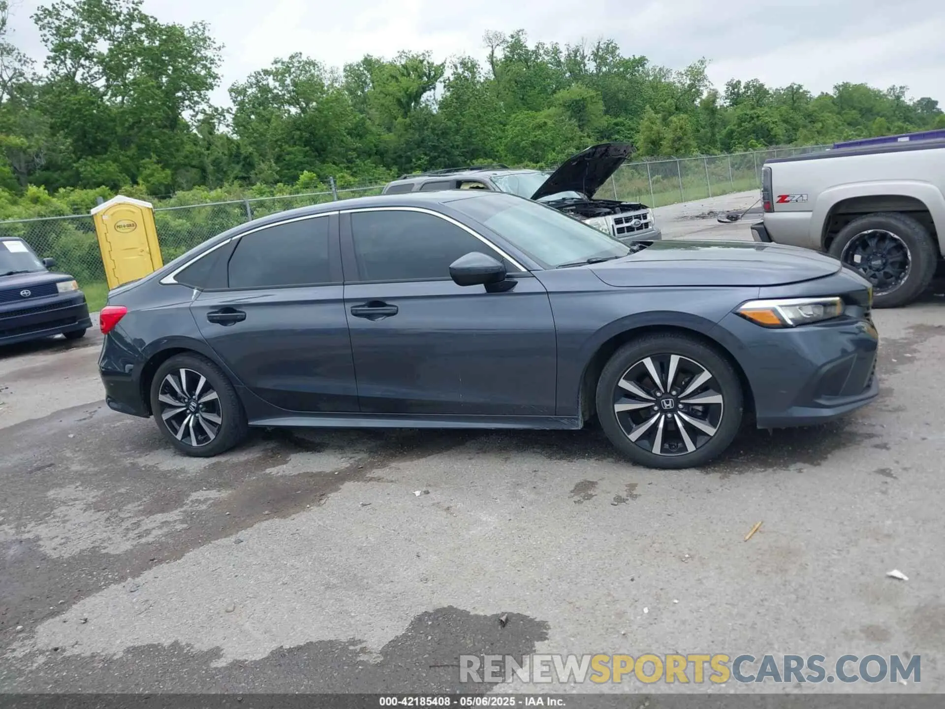 13 Photograph of a damaged car 2HGFE1F73PH312228 HONDA CIVIC 2023