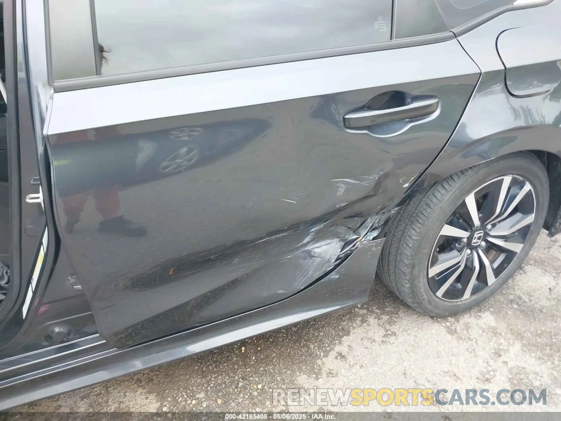 6 Photograph of a damaged car 2HGFE1F73PH312228 HONDA CIVIC 2023