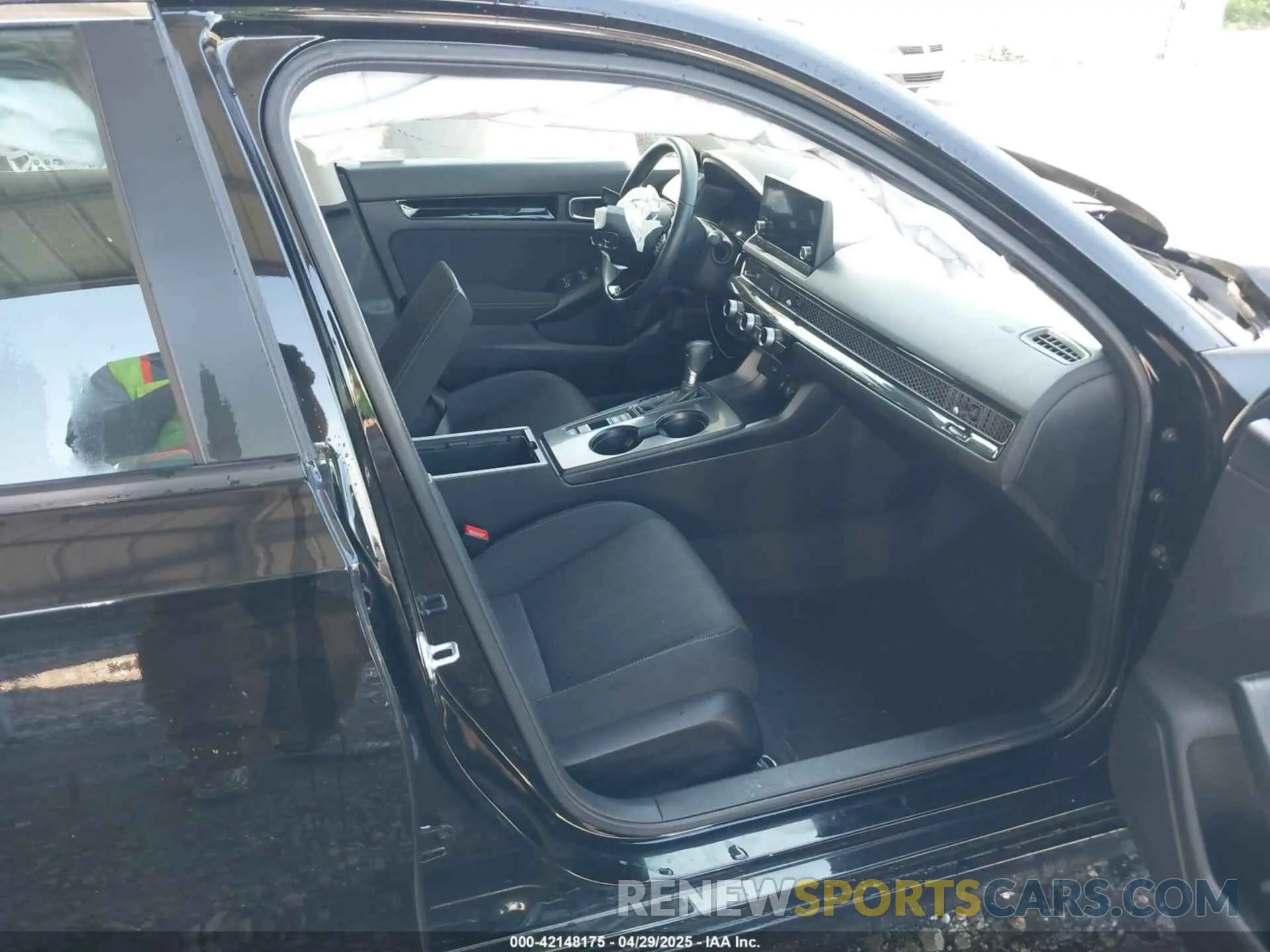 5 Photograph of a damaged car 2HGFE1F73PH320247 HONDA CIVIC 2023
