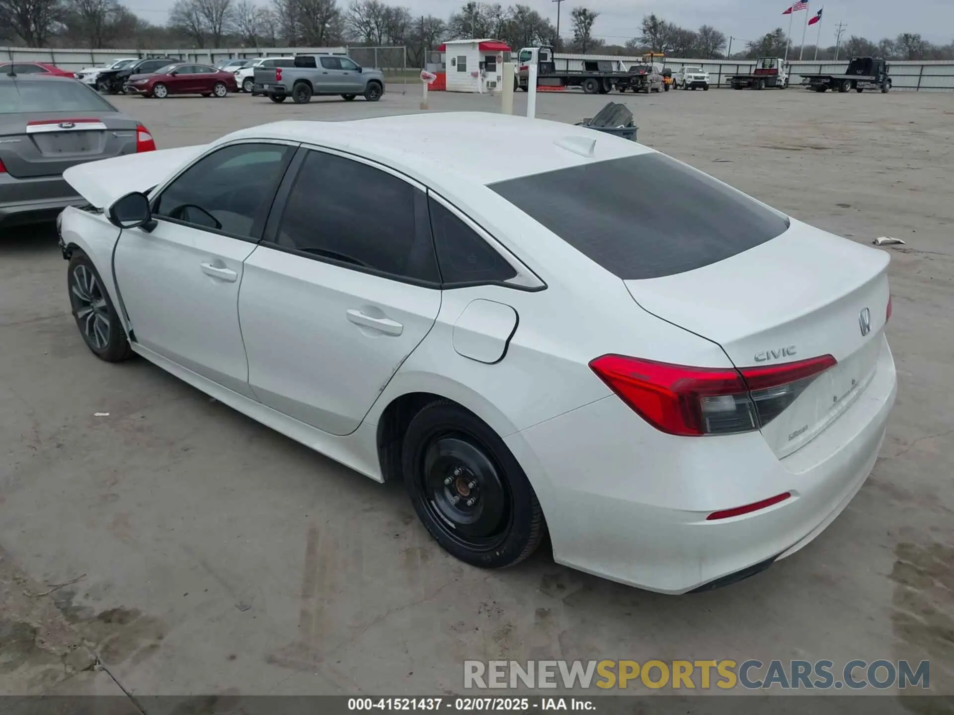 3 Photograph of a damaged car 2HGFE1F75PH302767 HONDA CIVIC 2023