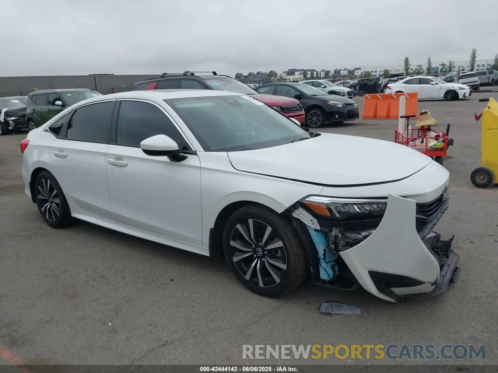 1 Photograph of a damaged car 2HGFE1F76PH308917 HONDA CIVIC 2023