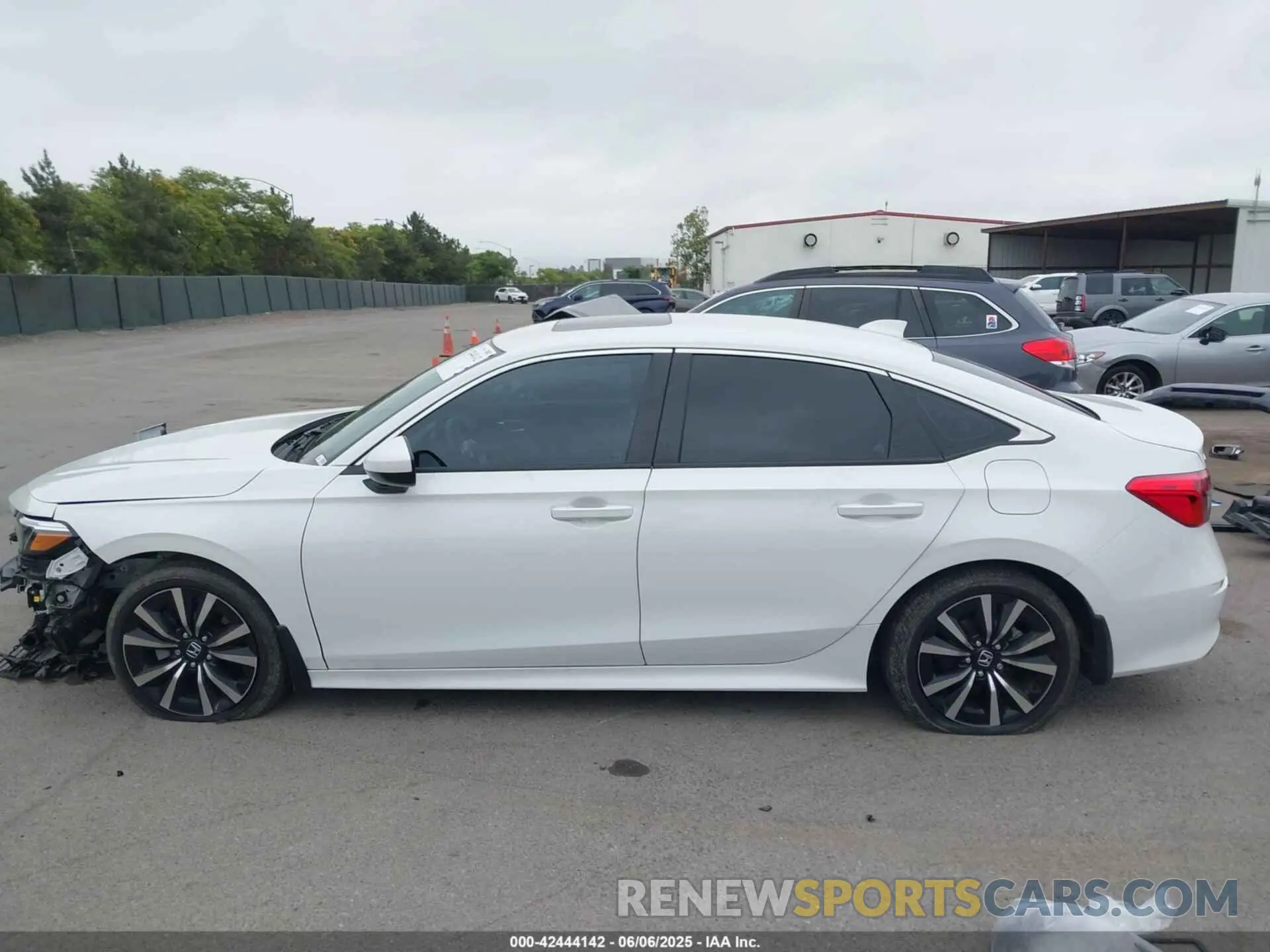 14 Photograph of a damaged car 2HGFE1F76PH308917 HONDA CIVIC 2023