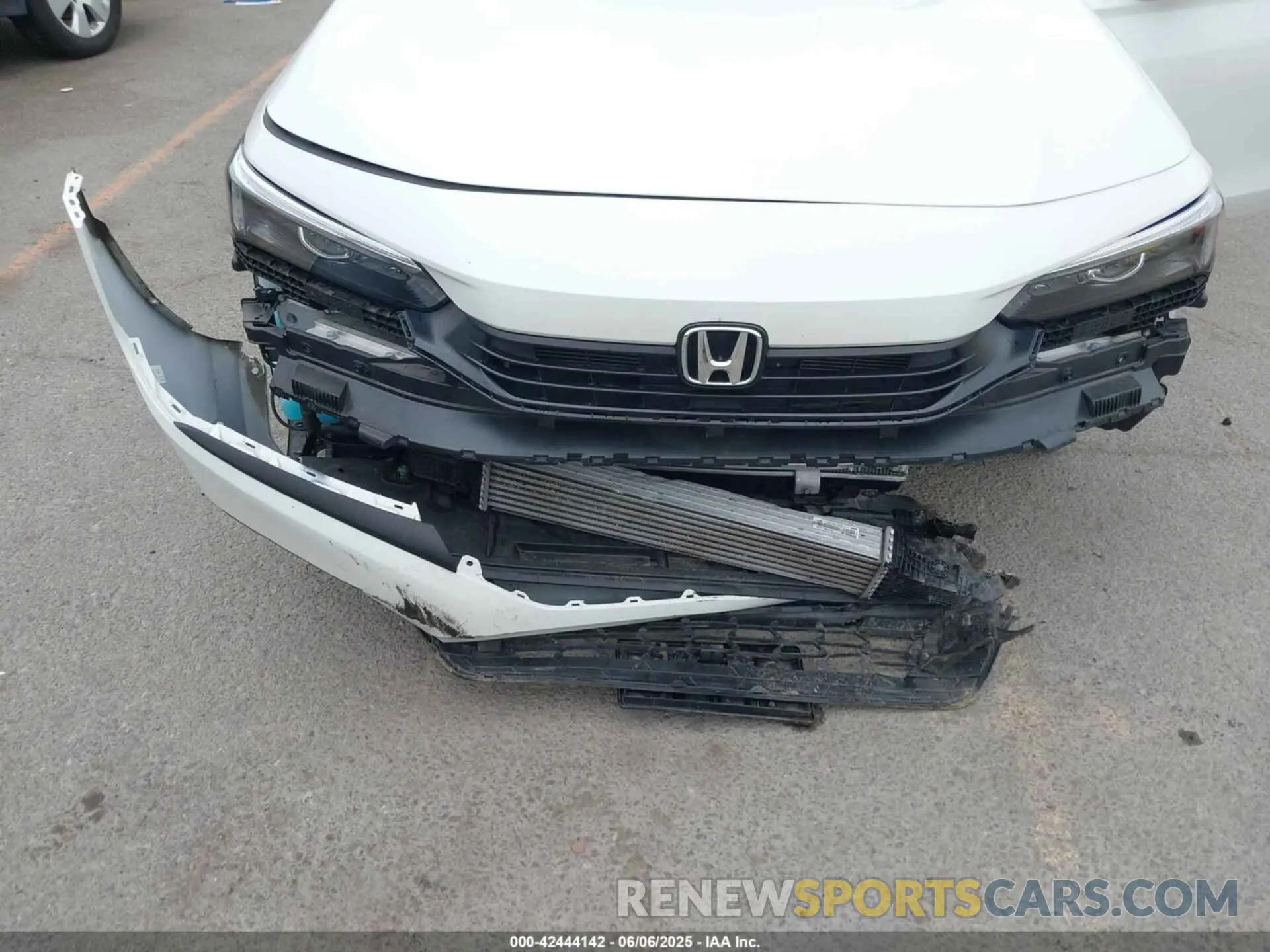 6 Photograph of a damaged car 2HGFE1F76PH308917 HONDA CIVIC 2023