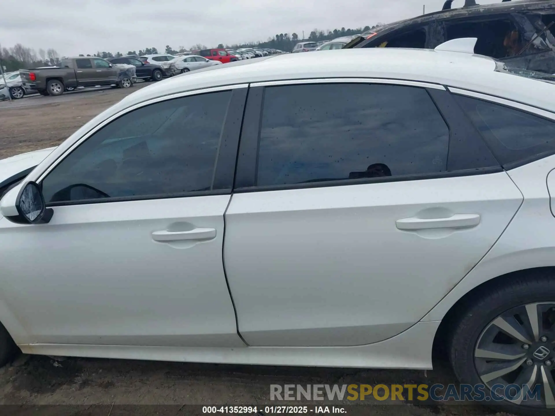 14 Photograph of a damaged car 2HGFE1F76PH309386 HONDA CIVIC 2023