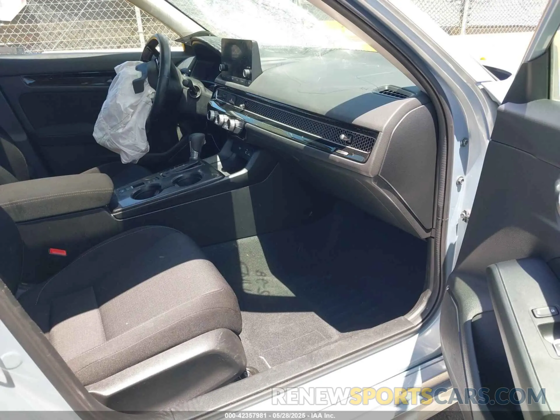 5 Photograph of a damaged car 2HGFE1F76PH309873 HONDA CIVIC 2023
