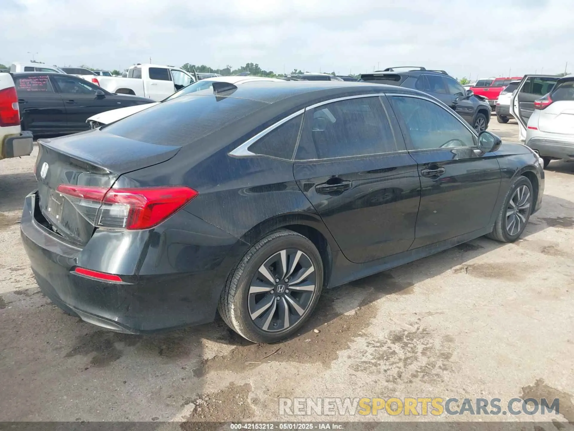 4 Photograph of a damaged car 2HGFE1F79PH301881 HONDA CIVIC 2023