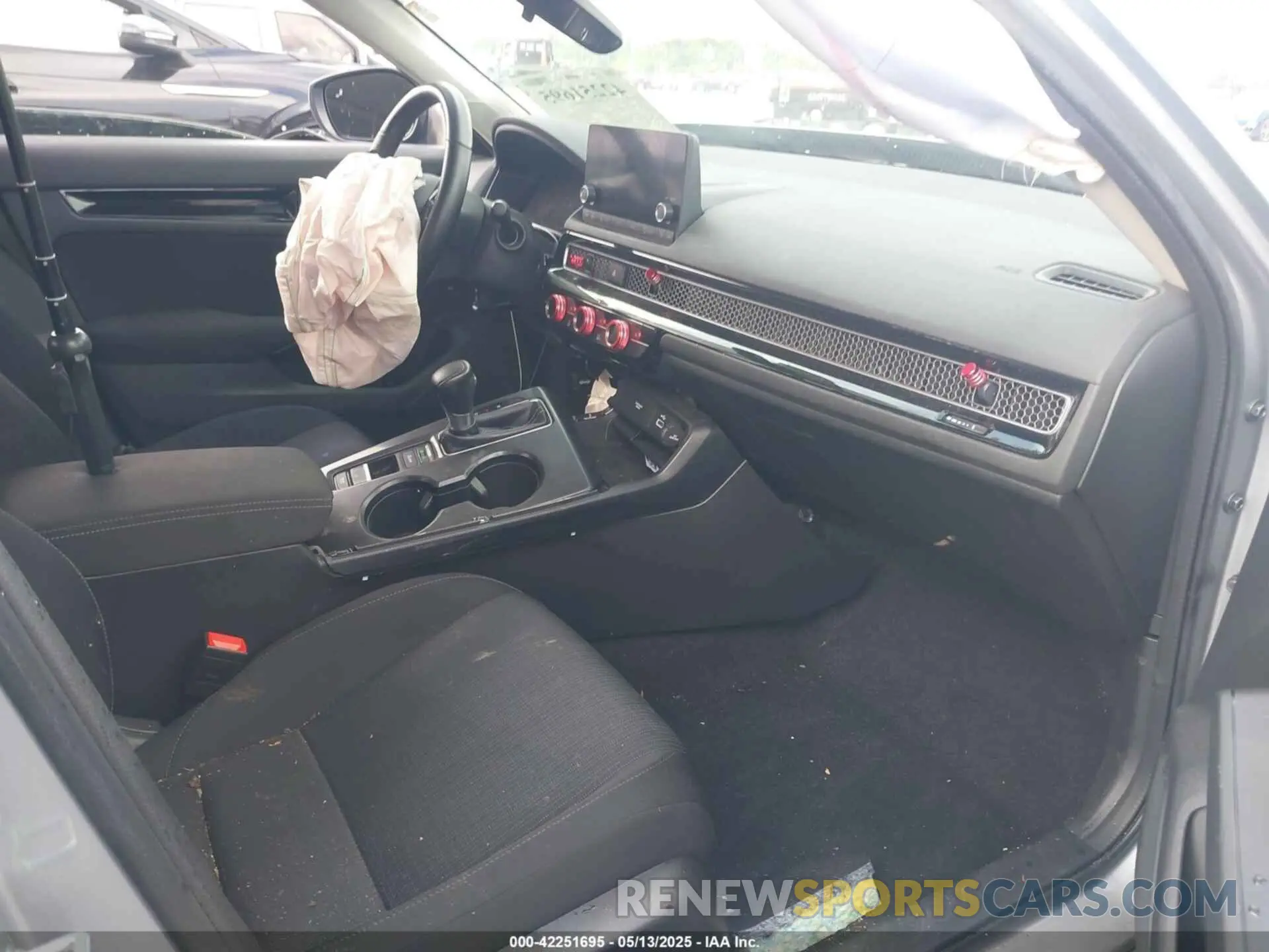 5 Photograph of a damaged car 2HGFE1F79PH303727 HONDA CIVIC 2023