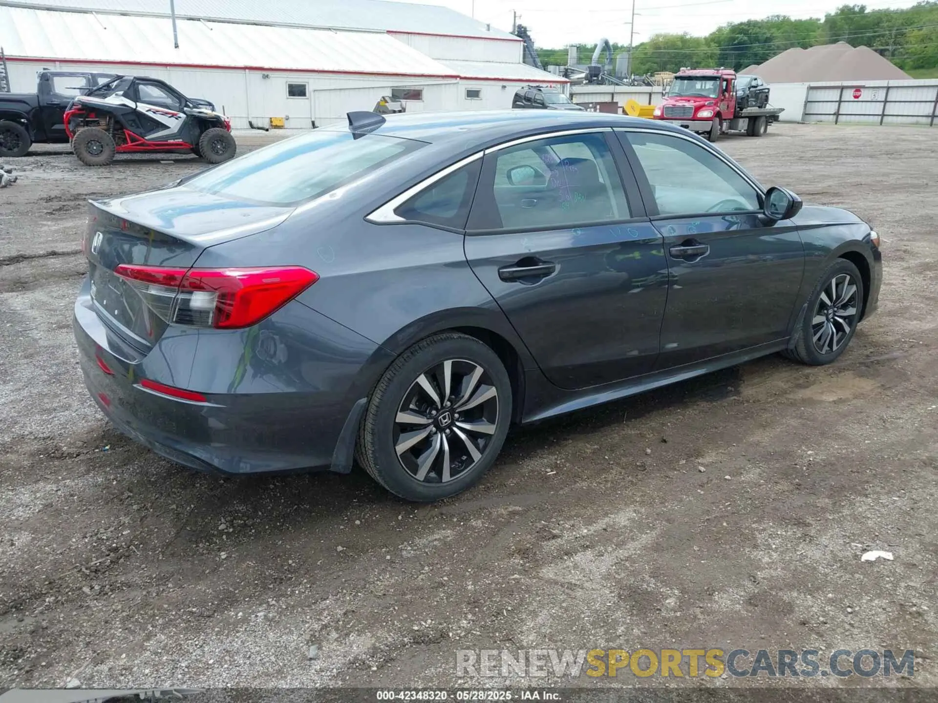 4 Photograph of a damaged car 2HGFE1F79PH308698 HONDA CIVIC 2023