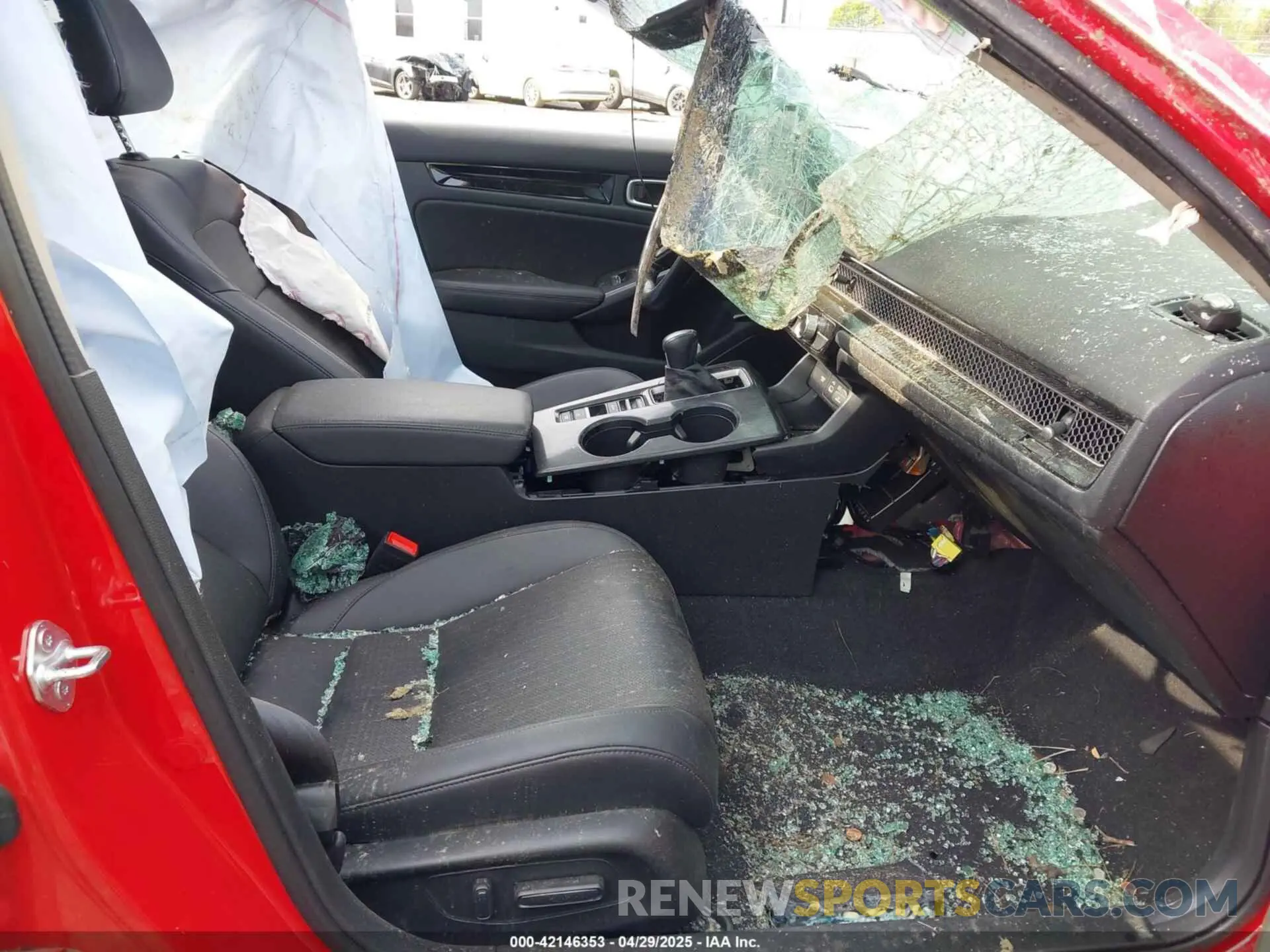 5 Photograph of a damaged car 2HGFE1F90PH309059 HONDA CIVIC 2023