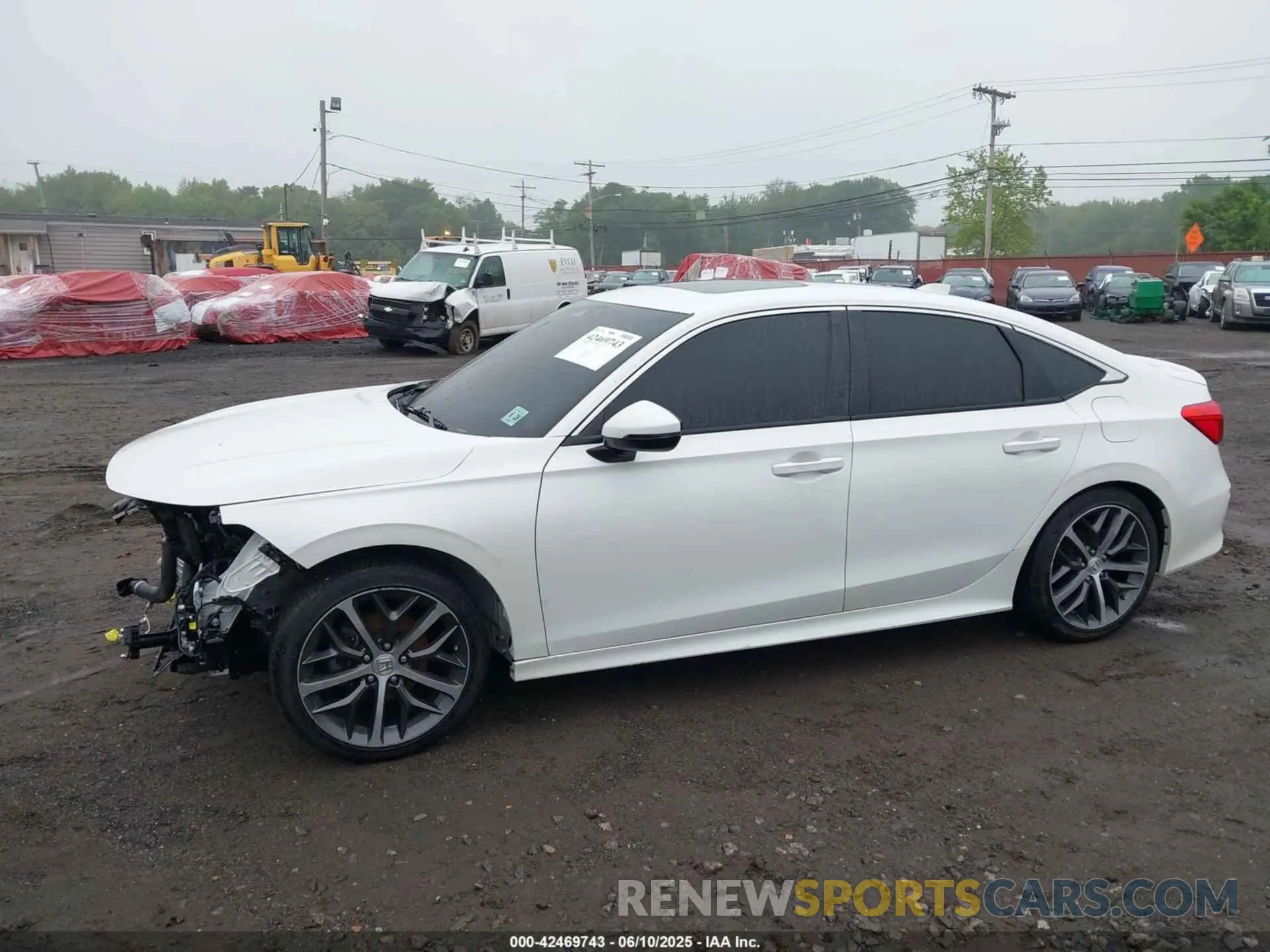 17 Photograph of a damaged car 2HGFE1F90PH318196 HONDA CIVIC 2023