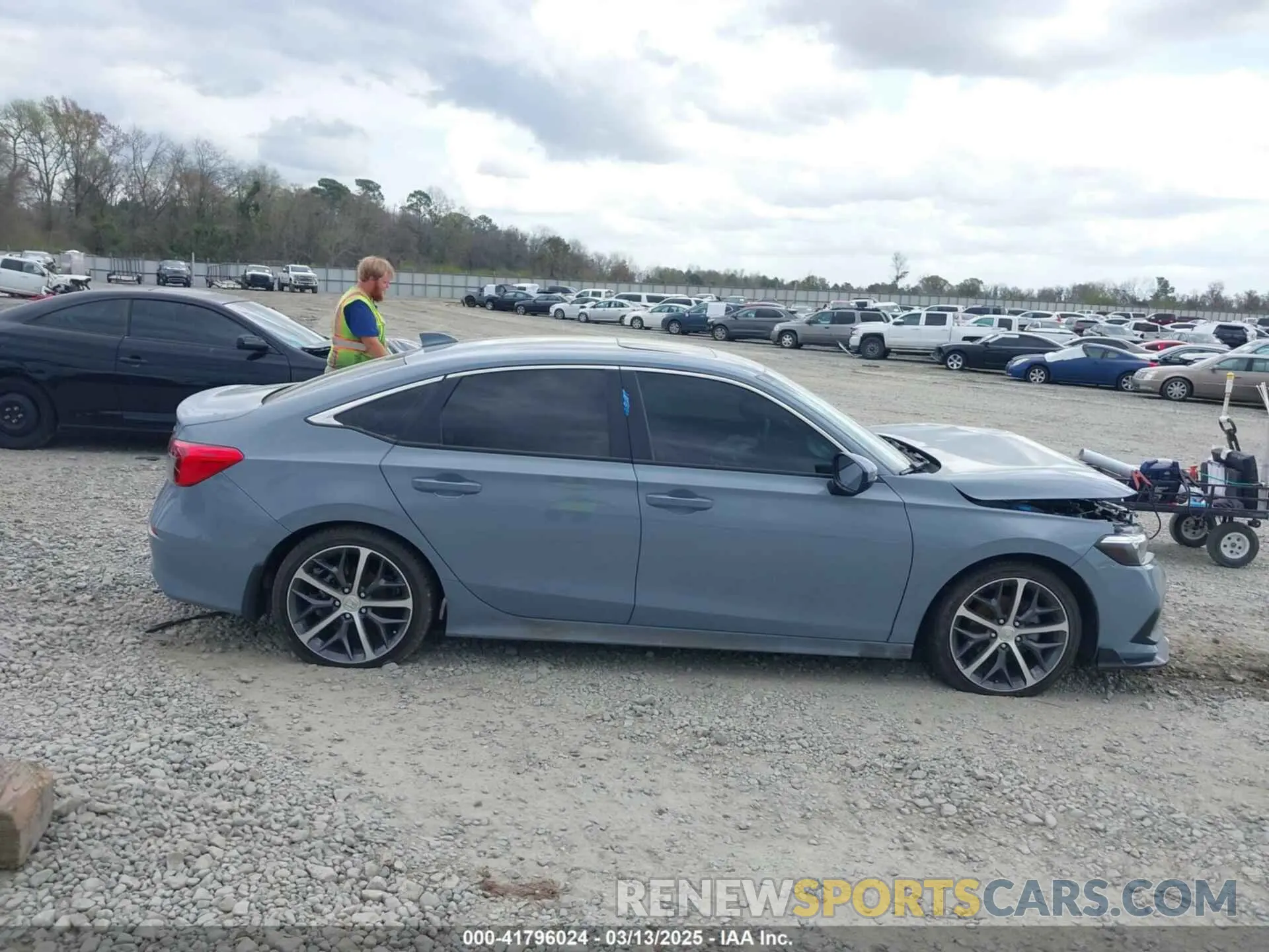14 Photograph of a damaged car 2HGFE1F95PH325015 HONDA CIVIC 2023