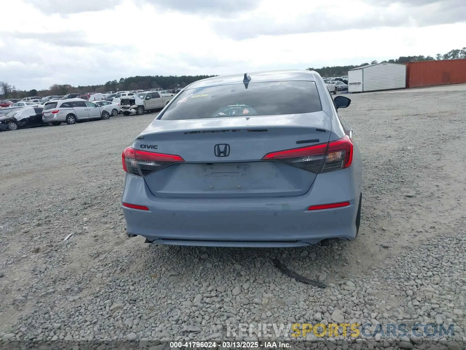 17 Photograph of a damaged car 2HGFE1F95PH325015 HONDA CIVIC 2023