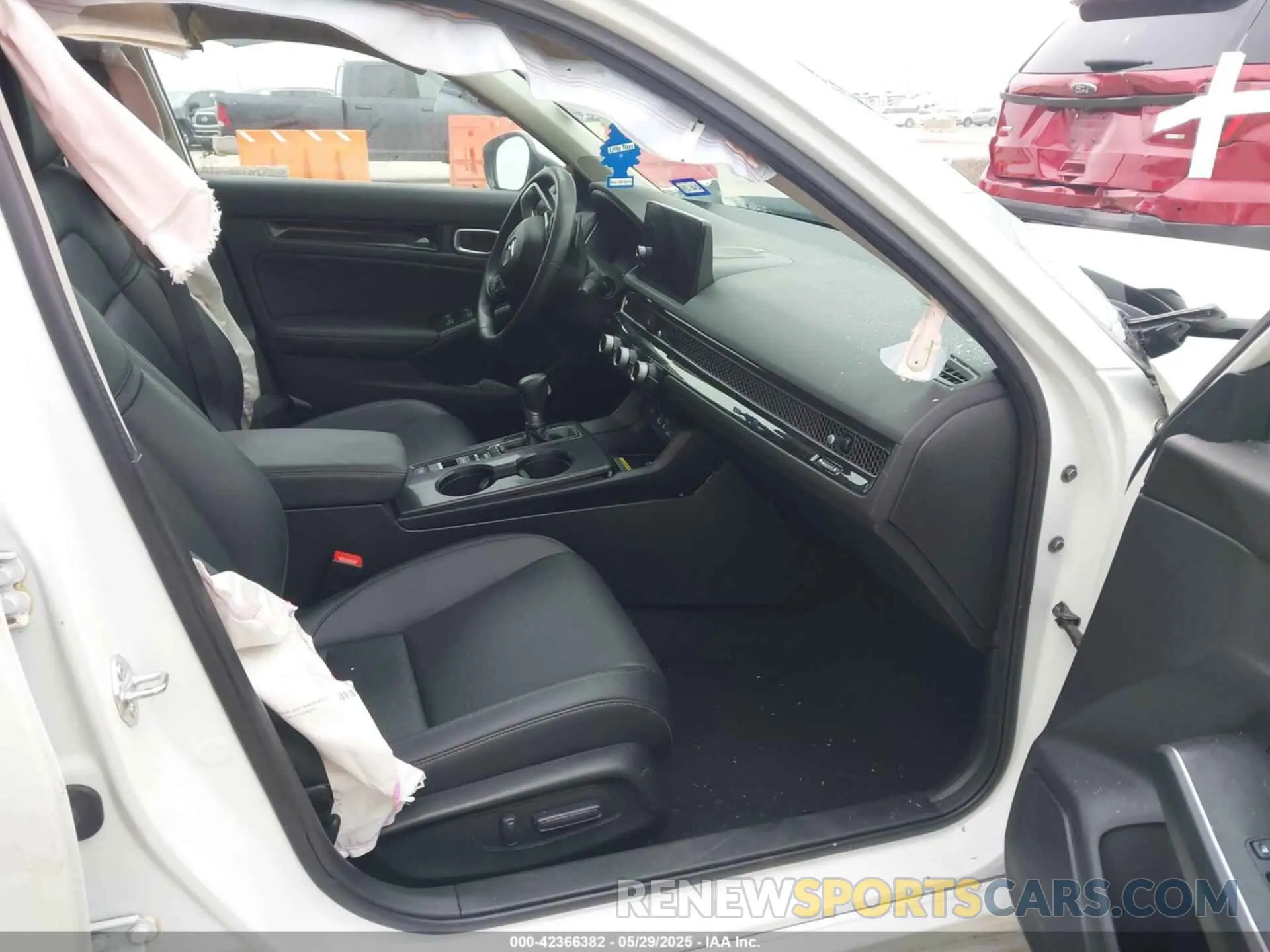 5 Photograph of a damaged car 2HGFE1F96PH308997 HONDA CIVIC 2023