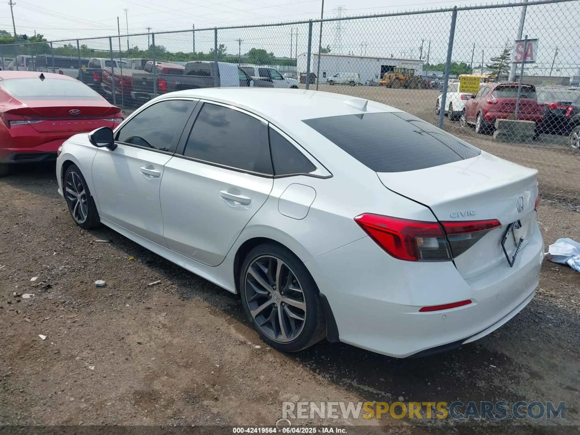 3 Photograph of a damaged car 2HGFE1F98PH300724 HONDA CIVIC 2023