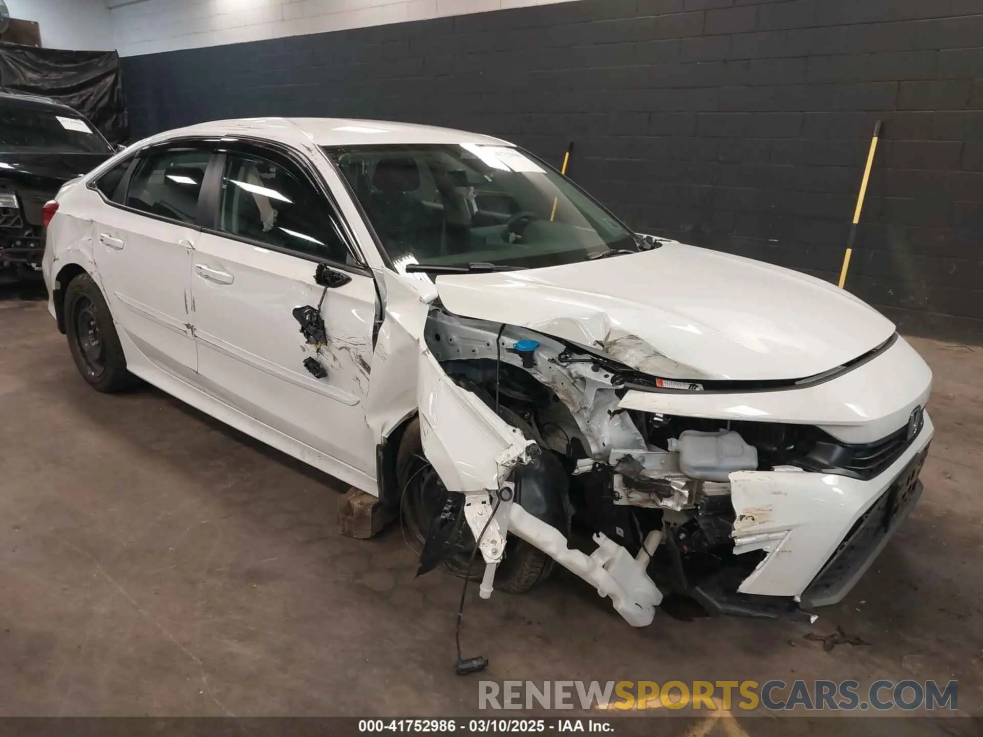 1 Photograph of a damaged car 2HGFE2F20PH571270 HONDA CIVIC 2023