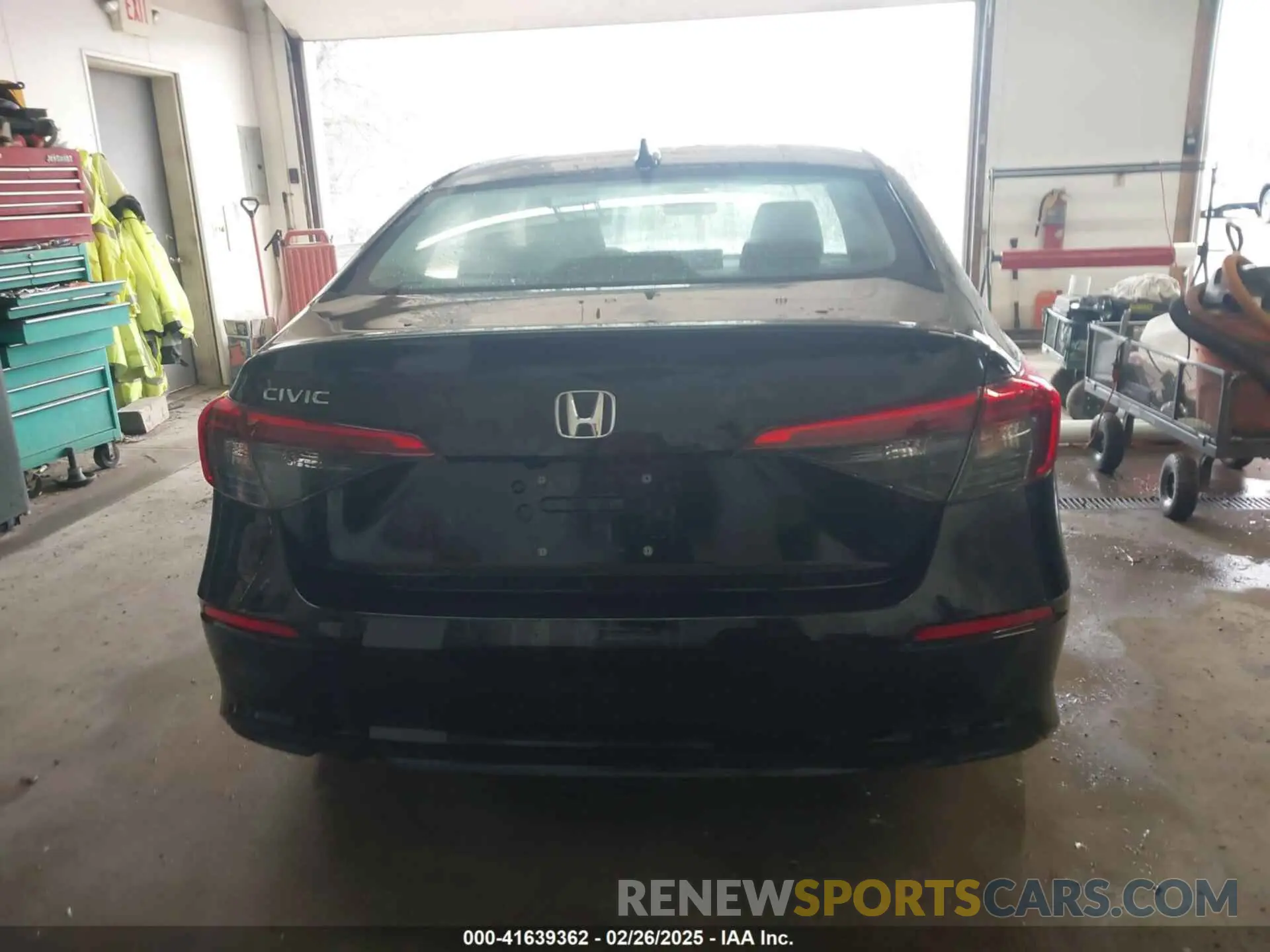 17 Photograph of a damaged car 2HGFE2F21PH553134 HONDA CIVIC 2023