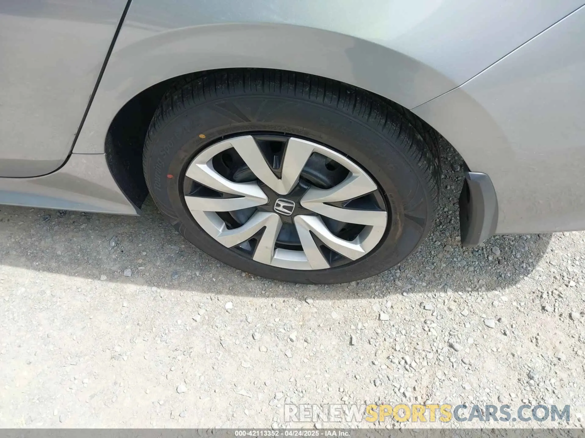 12 Photograph of a damaged car 2HGFE2F22PH569617 HONDA CIVIC 2023