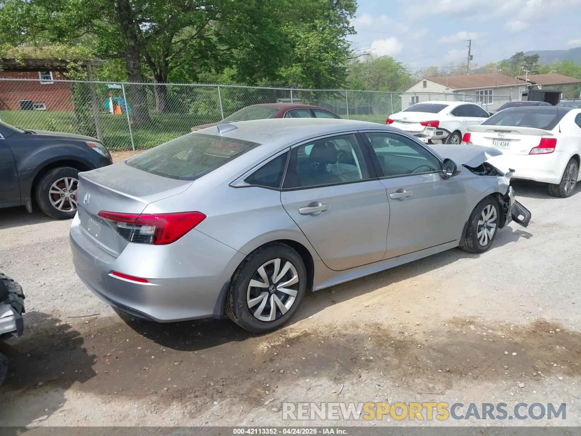 4 Photograph of a damaged car 2HGFE2F22PH569617 HONDA CIVIC 2023