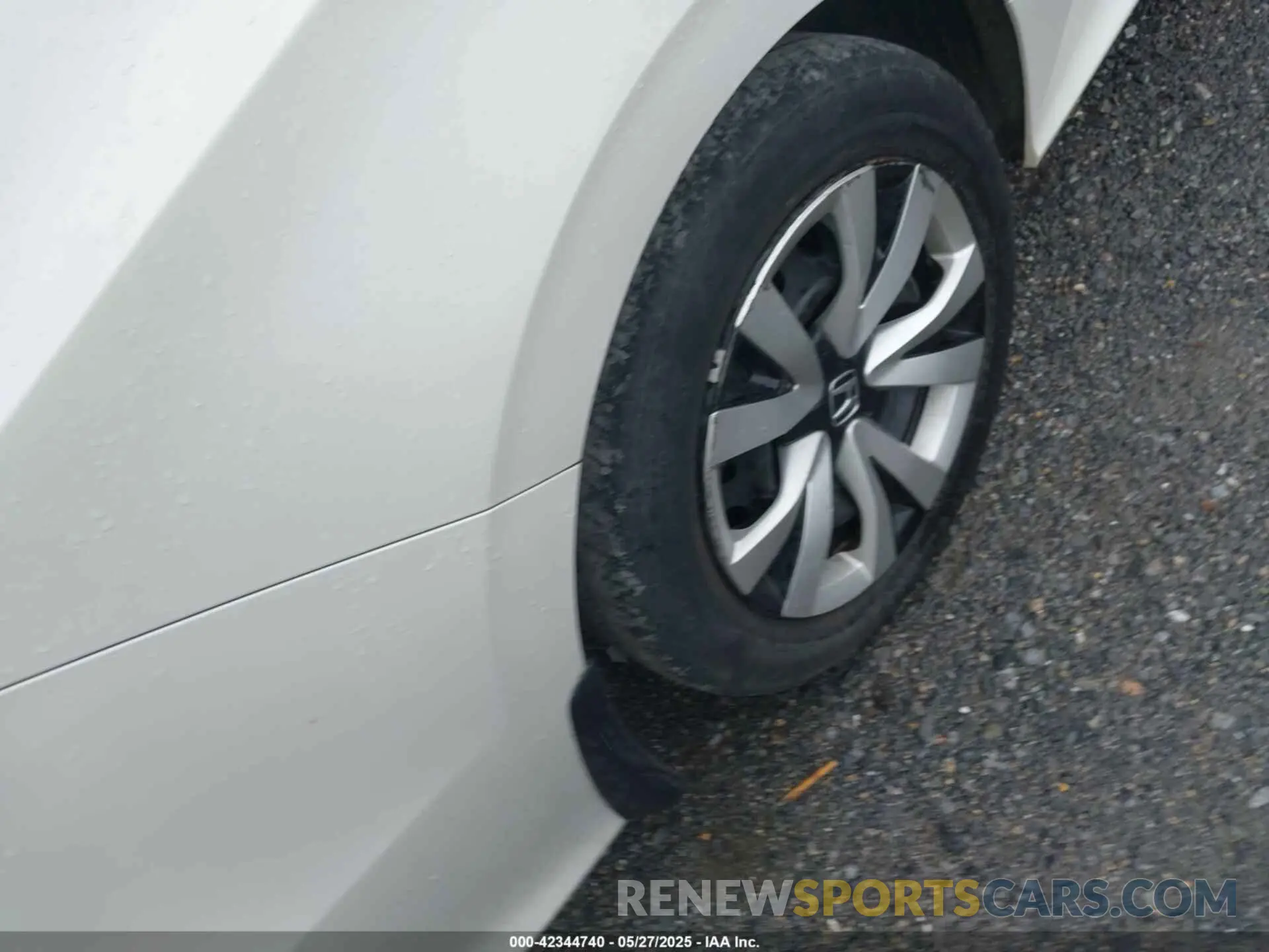 11 Photograph of a damaged car 2HGFE2F24PH569215 HONDA CIVIC 2023