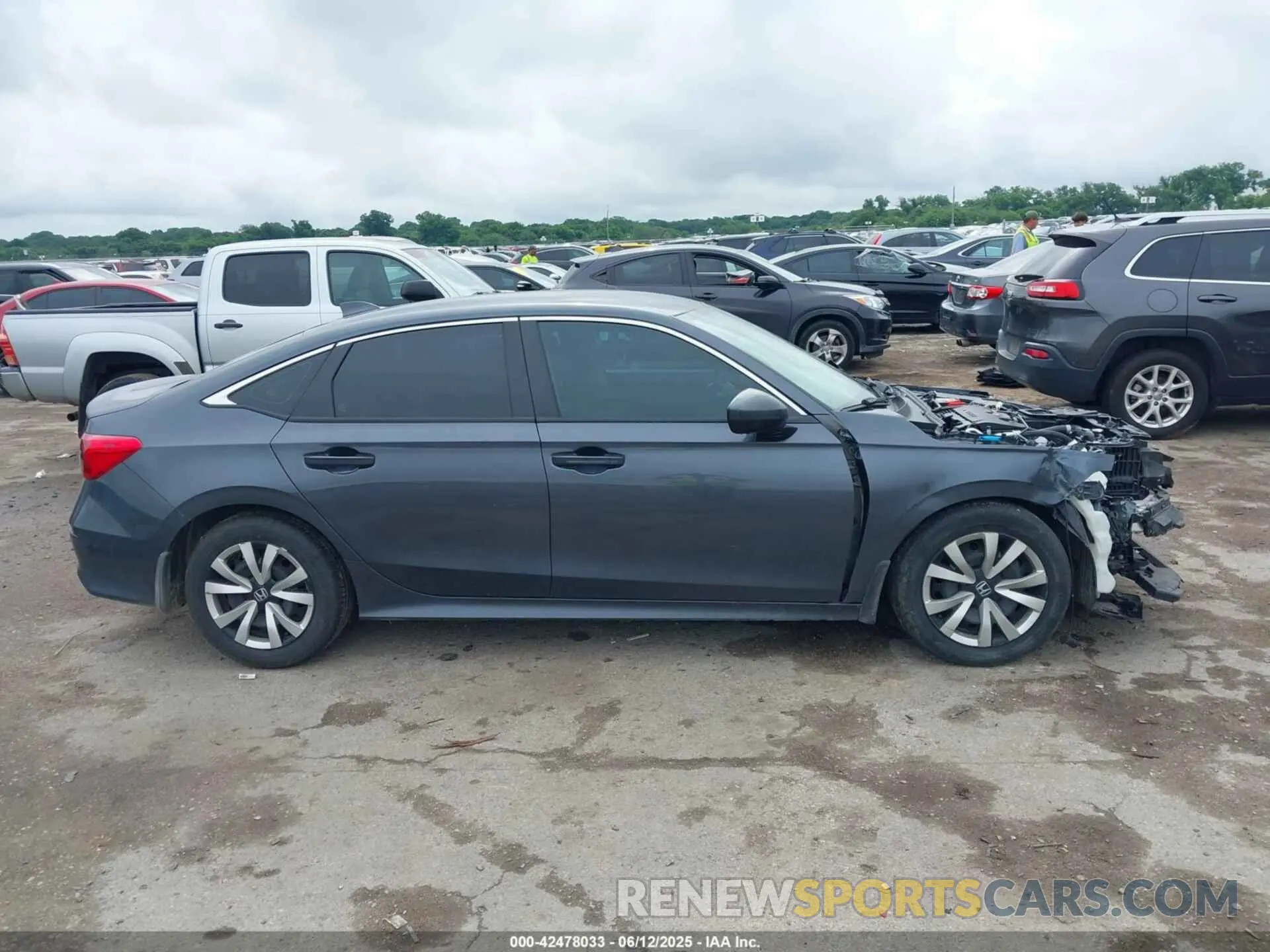 13 Photograph of a damaged car 2HGFE2F27PH535124 HONDA CIVIC 2023