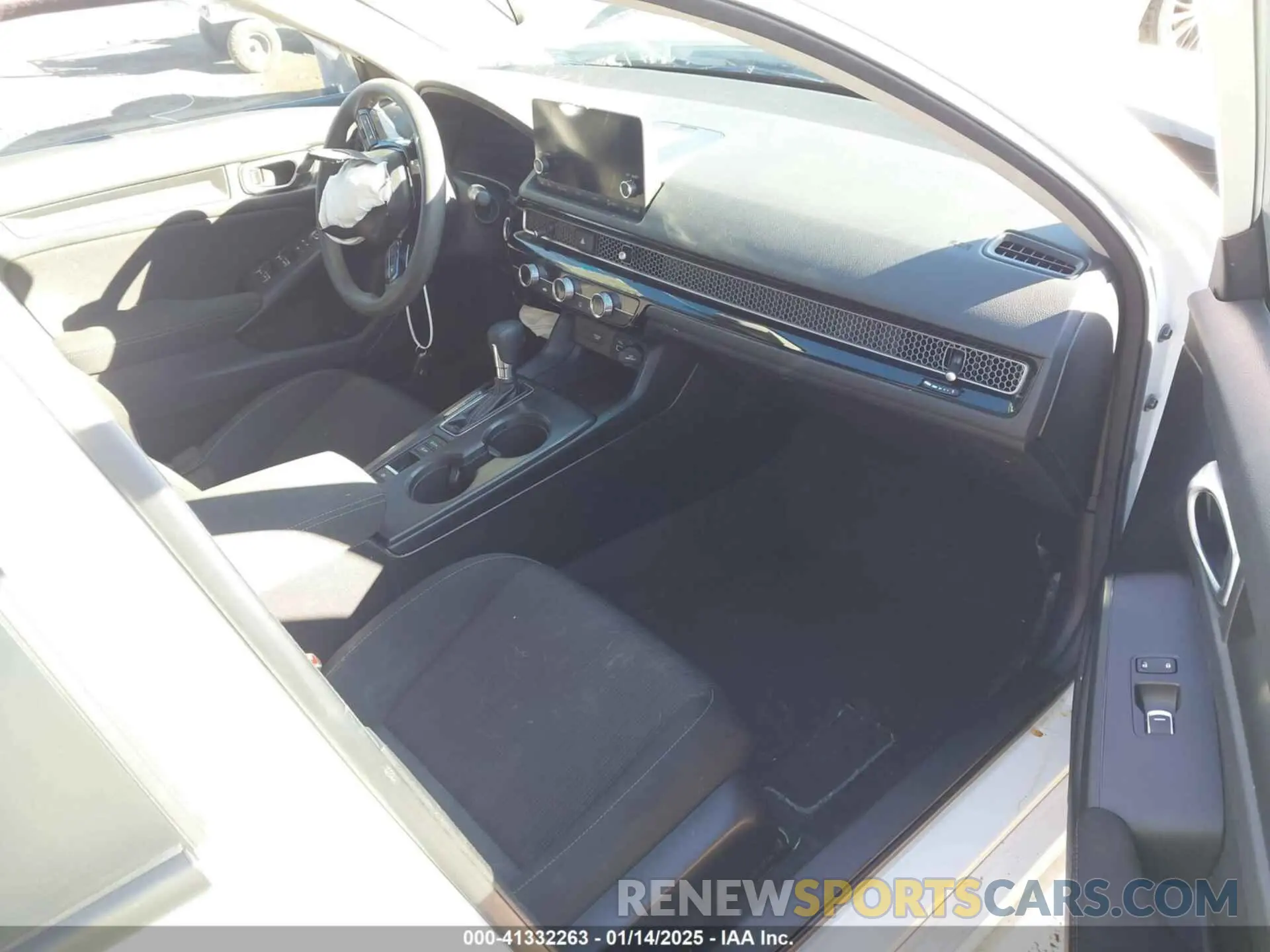 5 Photograph of a damaged car 2HGFE2F27PH561321 HONDA CIVIC 2023