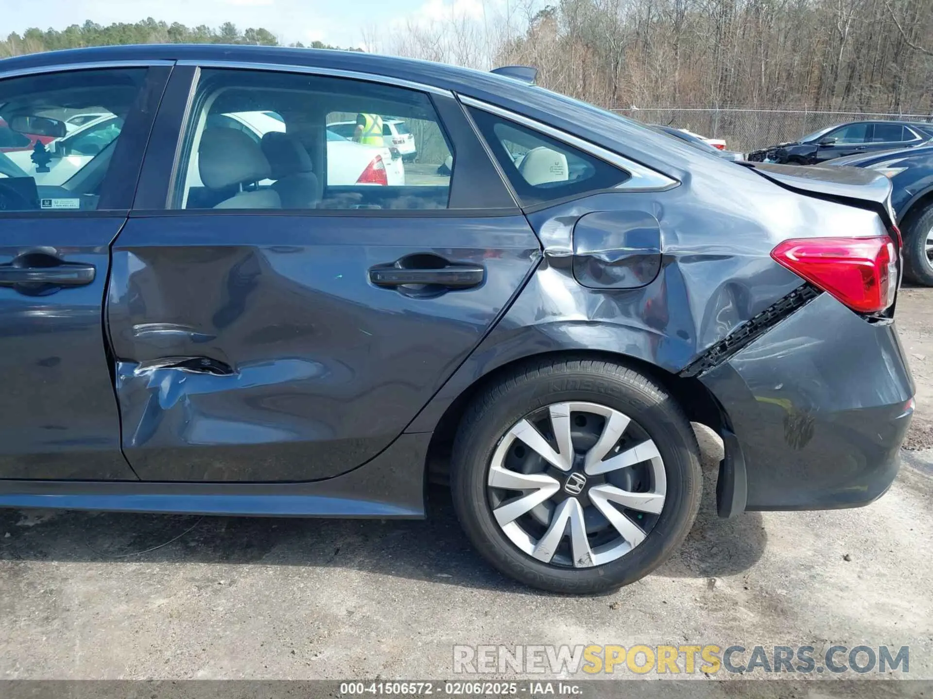 6 Photograph of a damaged car 2HGFE2F29PH559554 HONDA CIVIC 2023