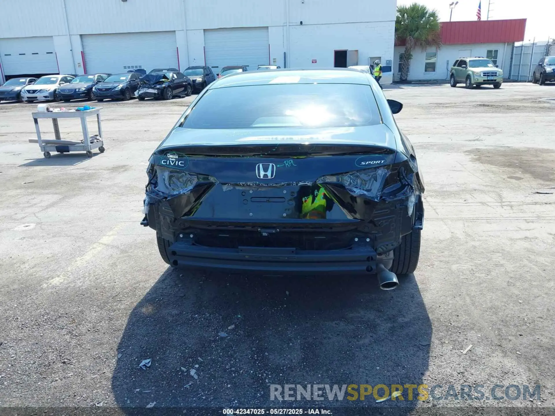 17 Photograph of a damaged car 2HGFE2F50PH509782 HONDA CIVIC 2023