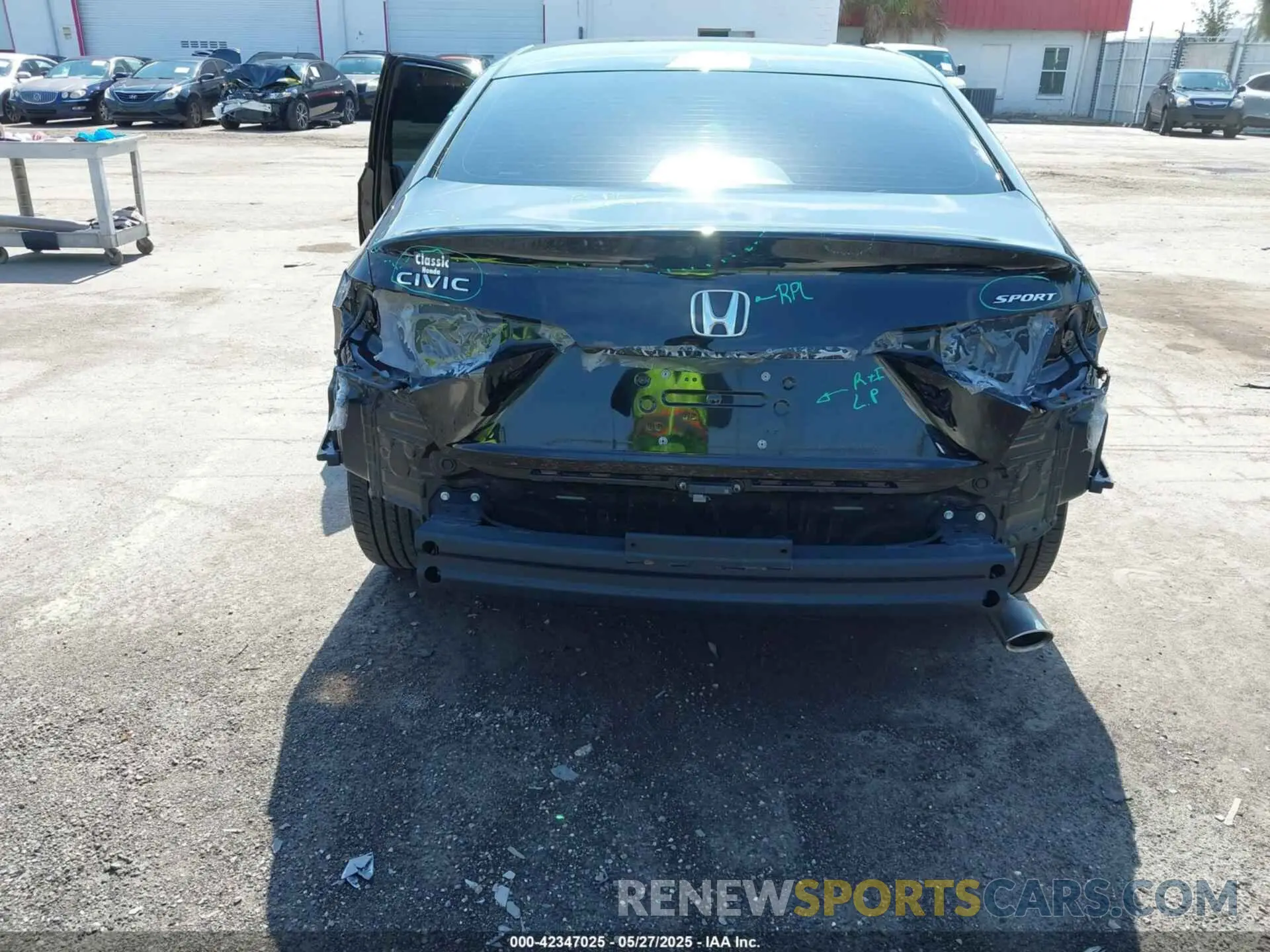6 Photograph of a damaged car 2HGFE2F50PH509782 HONDA CIVIC 2023