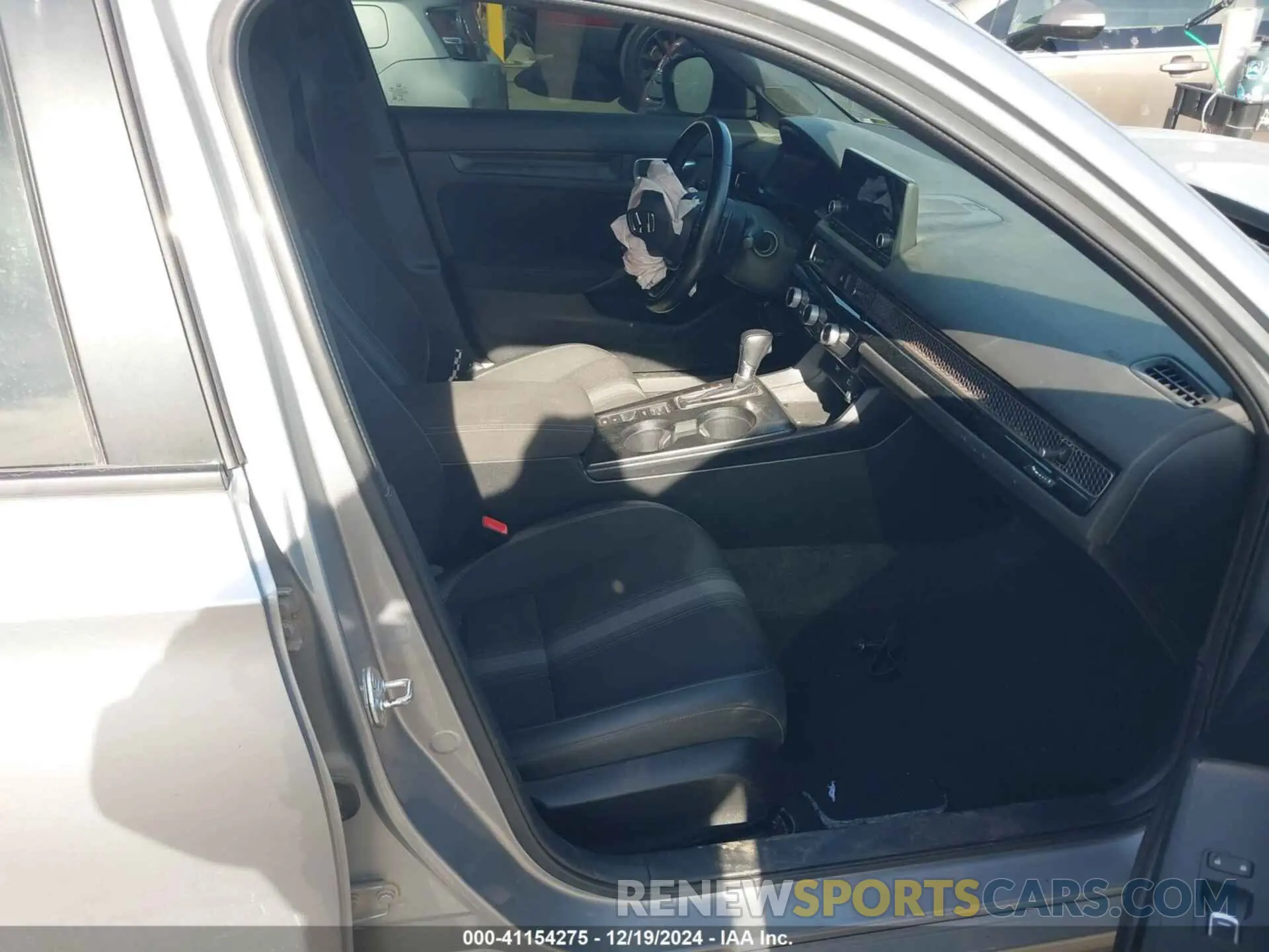 5 Photograph of a damaged car 2HGFE2F50PH515890 HONDA CIVIC 2023