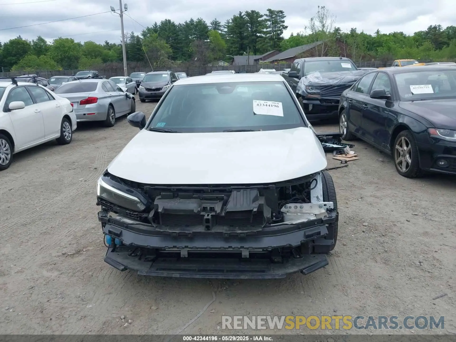 13 Photograph of a damaged car 2HGFE2F50PH555516 HONDA CIVIC 2023
