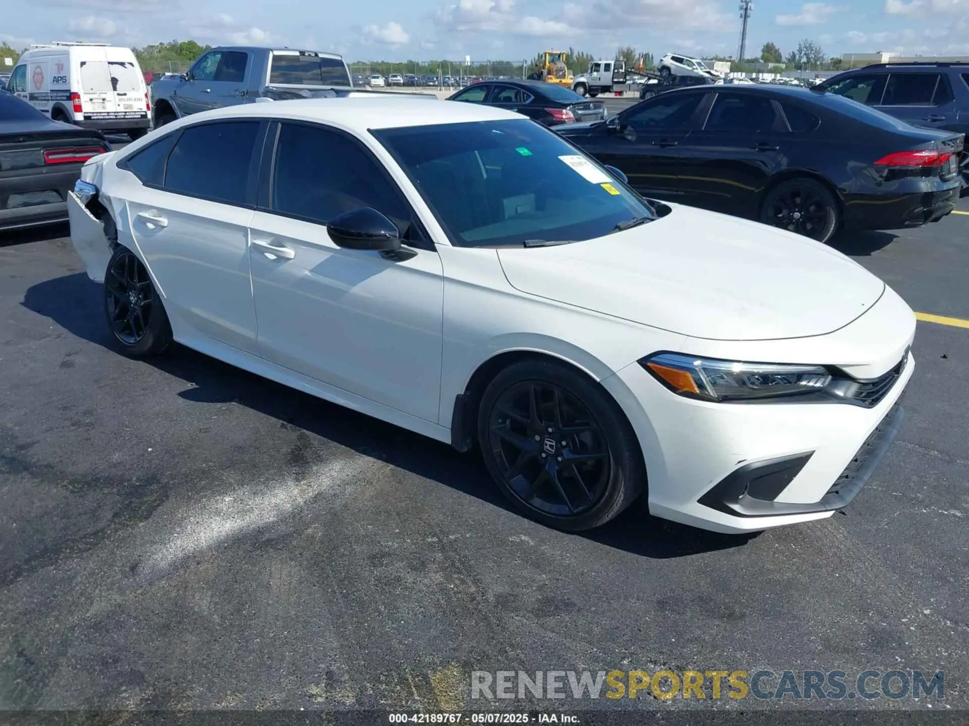 1 Photograph of a damaged car 2HGFE2F51PH525909 HONDA CIVIC 2023