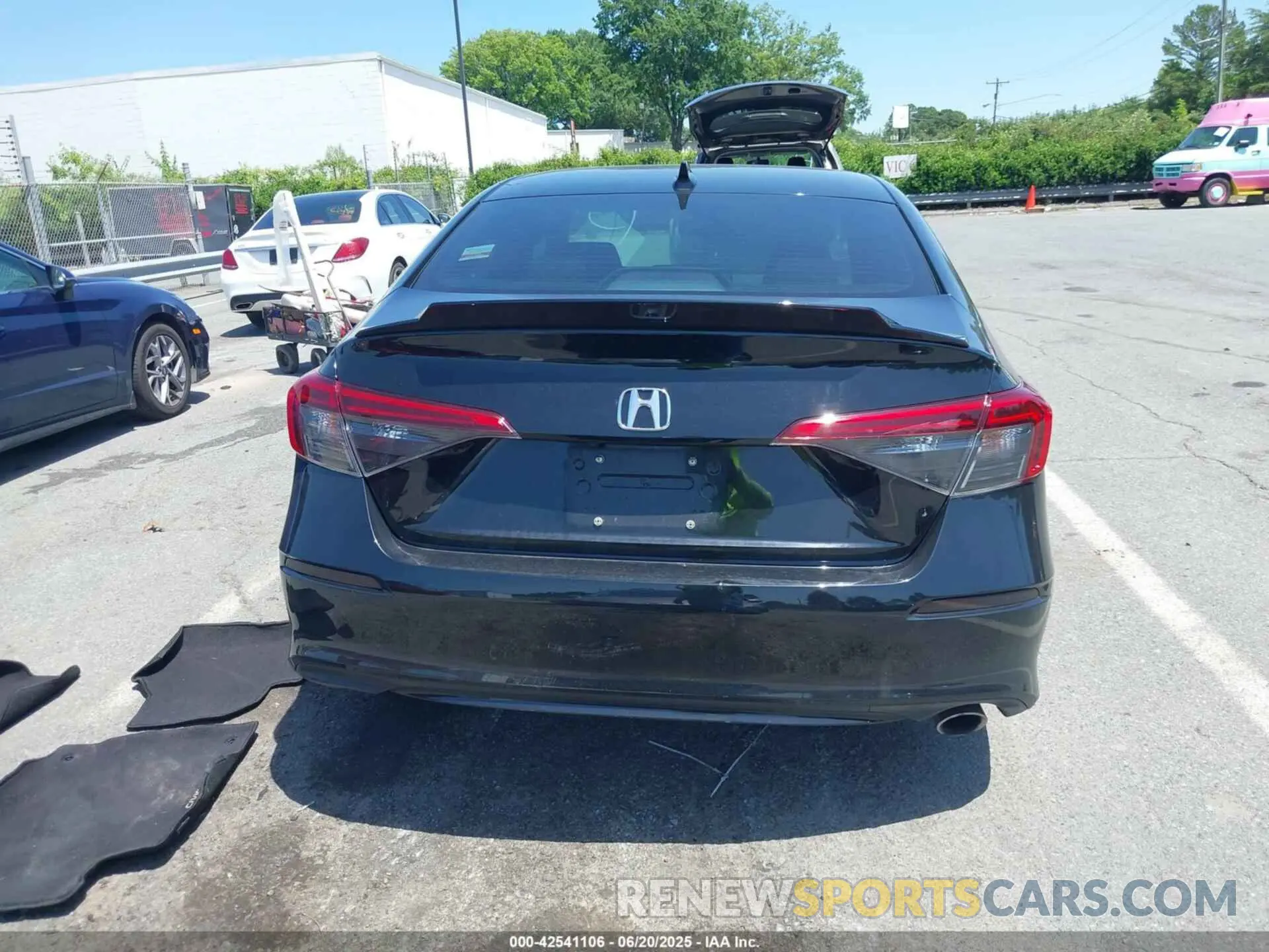 17 Photograph of a damaged car 2HGFE2F51PH532195 HONDA CIVIC 2023