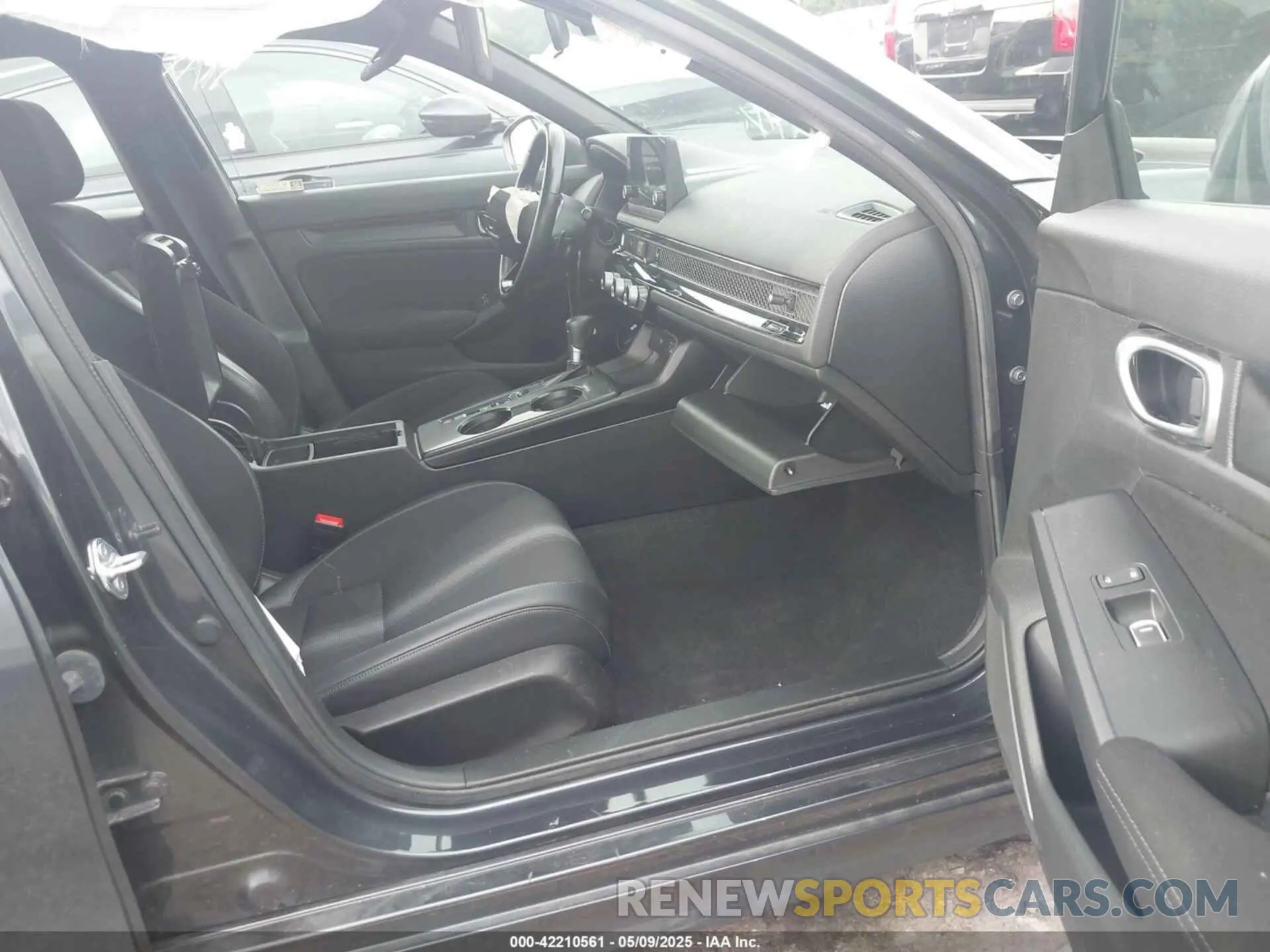 5 Photograph of a damaged car 2HGFE2F51PH536215 HONDA CIVIC 2023