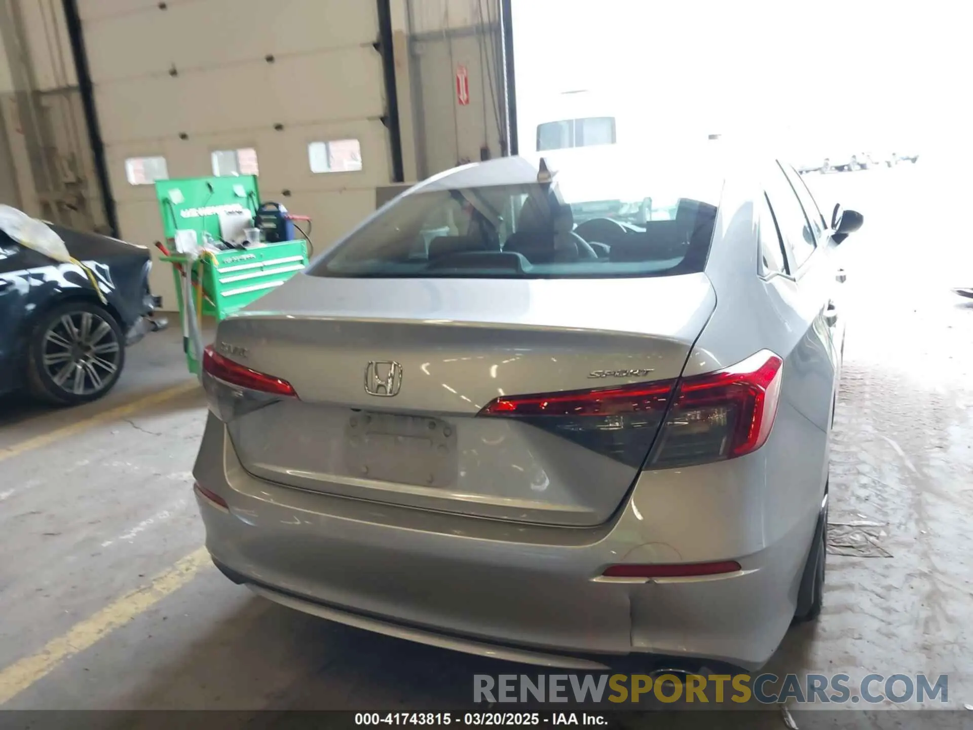 17 Photograph of a damaged car 2HGFE2F51PH555590 HONDA CIVIC 2023