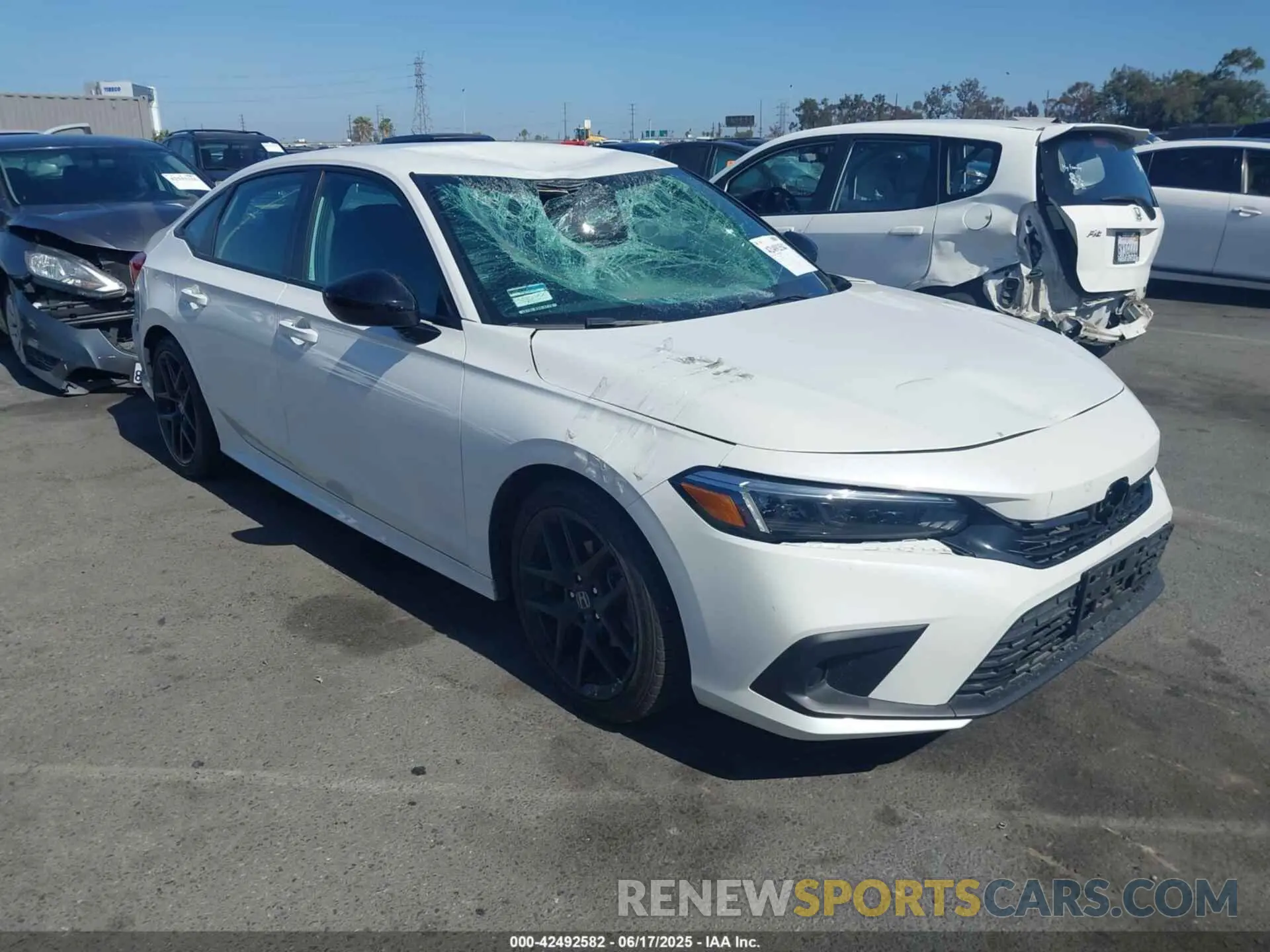 1 Photograph of a damaged car 2HGFE2F51PH563060 HONDA CIVIC 2023