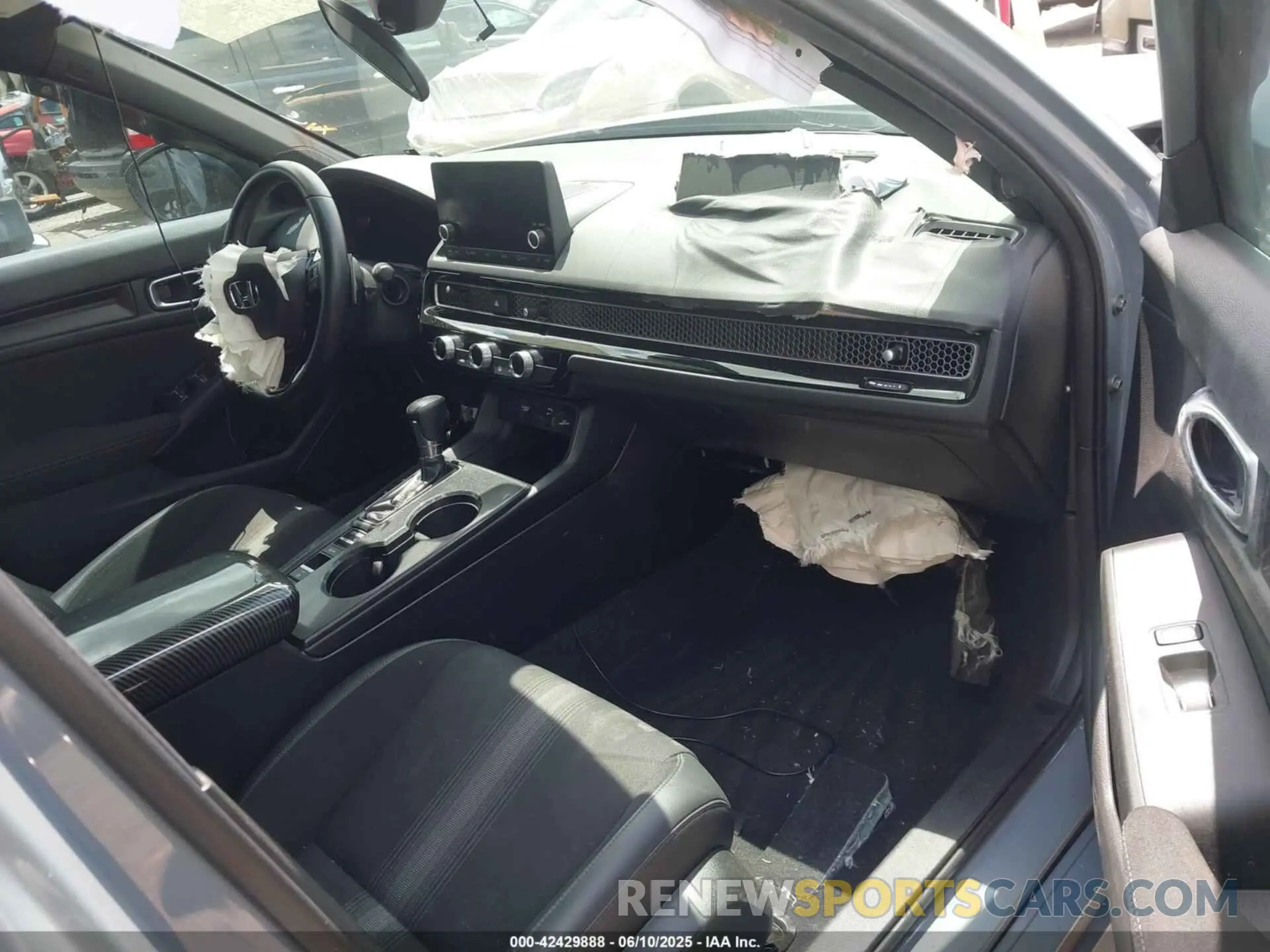 5 Photograph of a damaged car 2HGFE2F52PH530911 HONDA CIVIC 2023