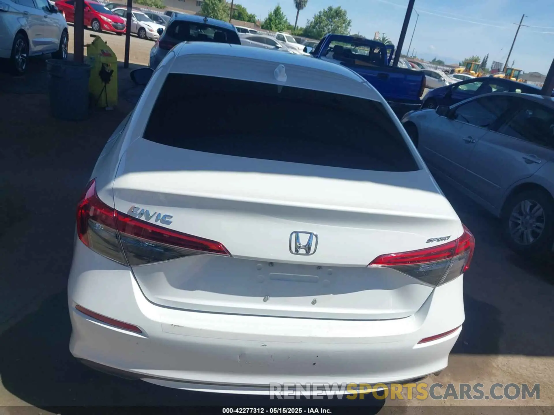 17 Photograph of a damaged car 2HGFE2F52PH545263 HONDA CIVIC 2023