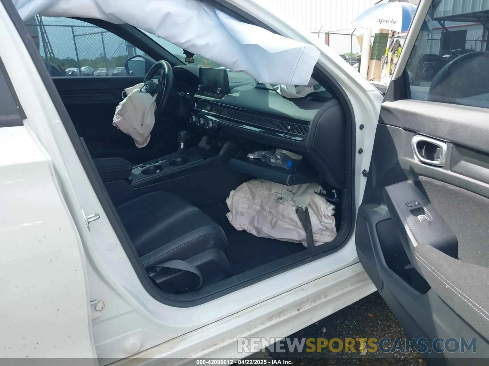 5 Photograph of a damaged car 2HGFE2F52PH551676 HONDA CIVIC 2023