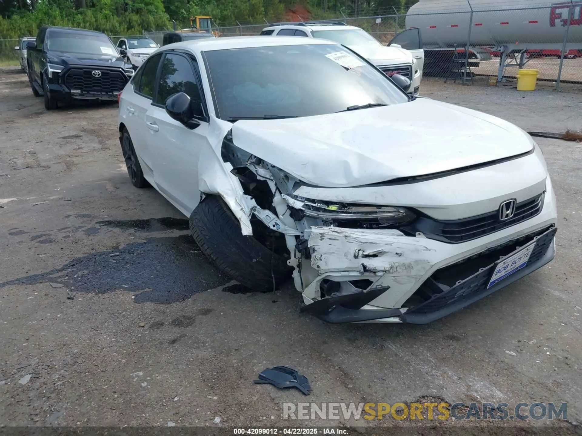 6 Photograph of a damaged car 2HGFE2F52PH551676 HONDA CIVIC 2023