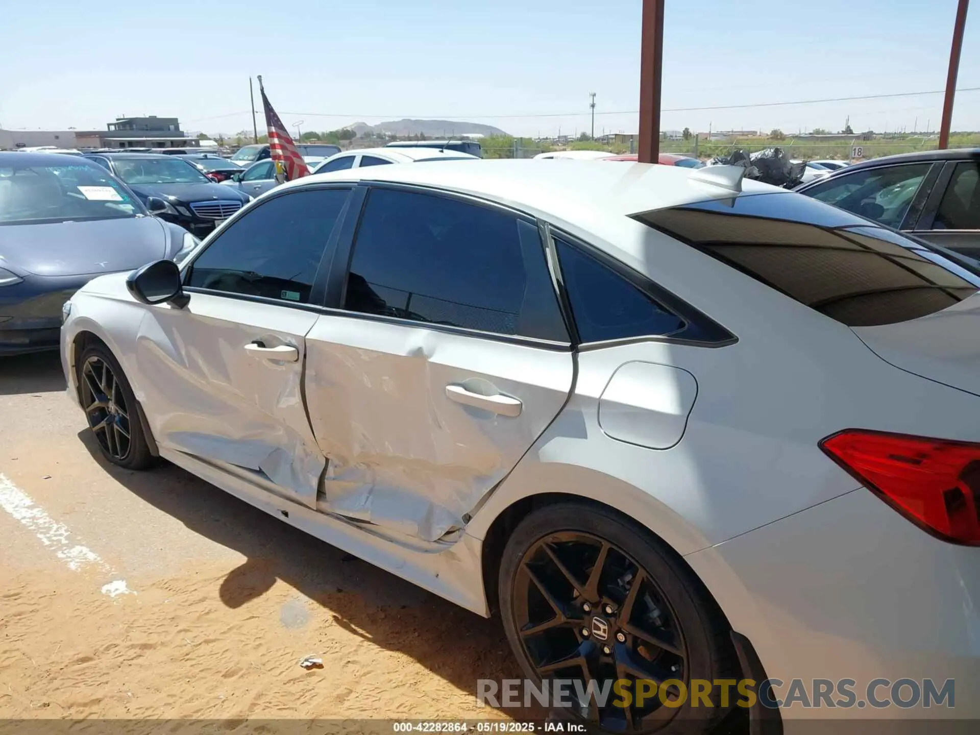 6 Photograph of a damaged car 2HGFE2F53PH565778 HONDA CIVIC 2023