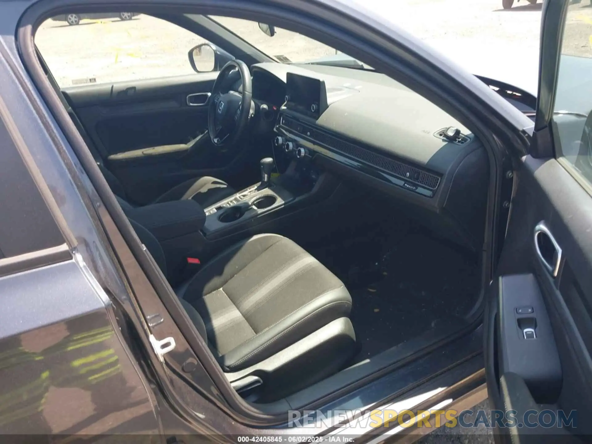 5 Photograph of a damaged car 2HGFE2F54PH505704 HONDA CIVIC 2023