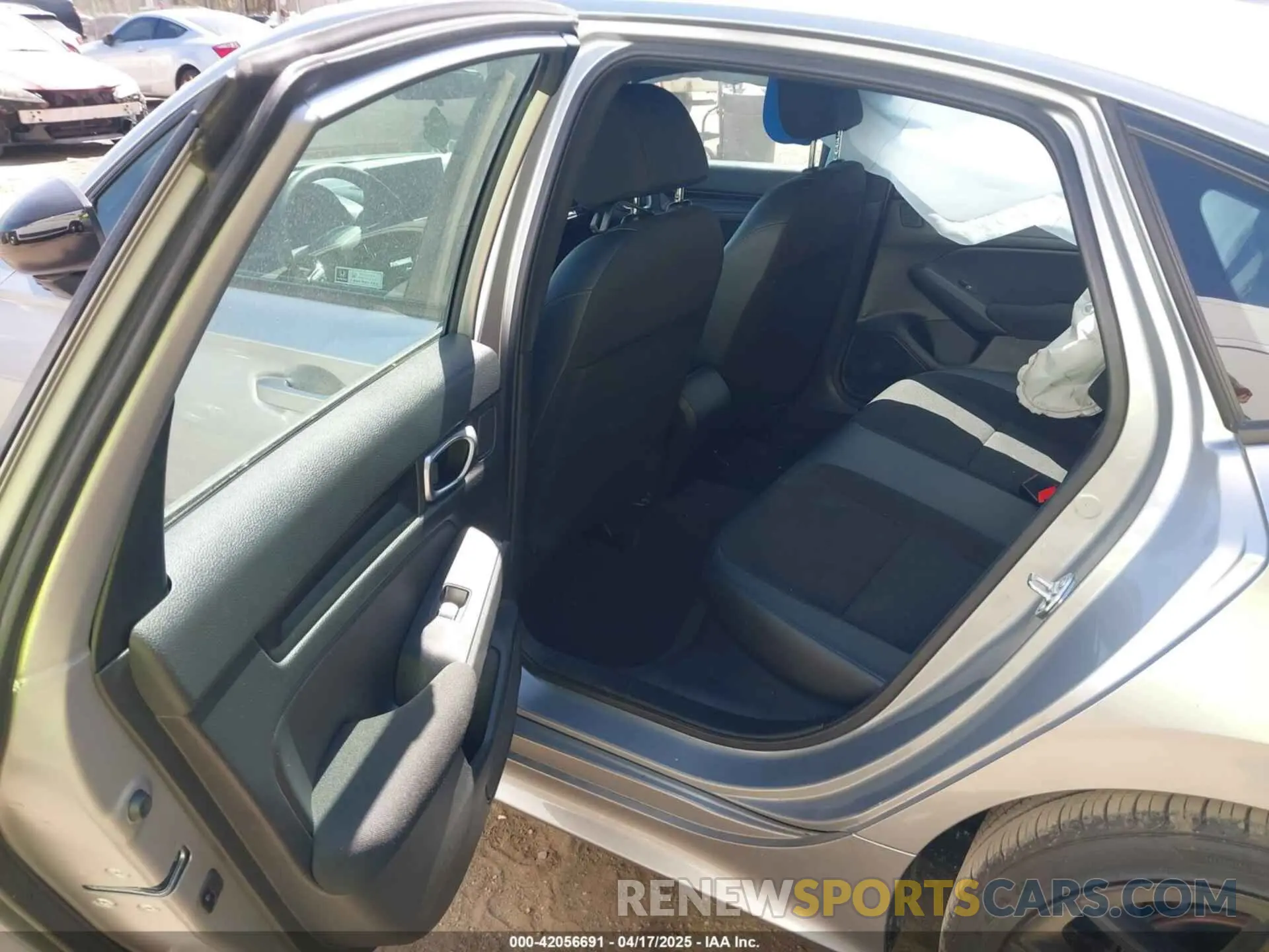 8 Photograph of a damaged car 2HGFE2F54PH523393 HONDA CIVIC 2023