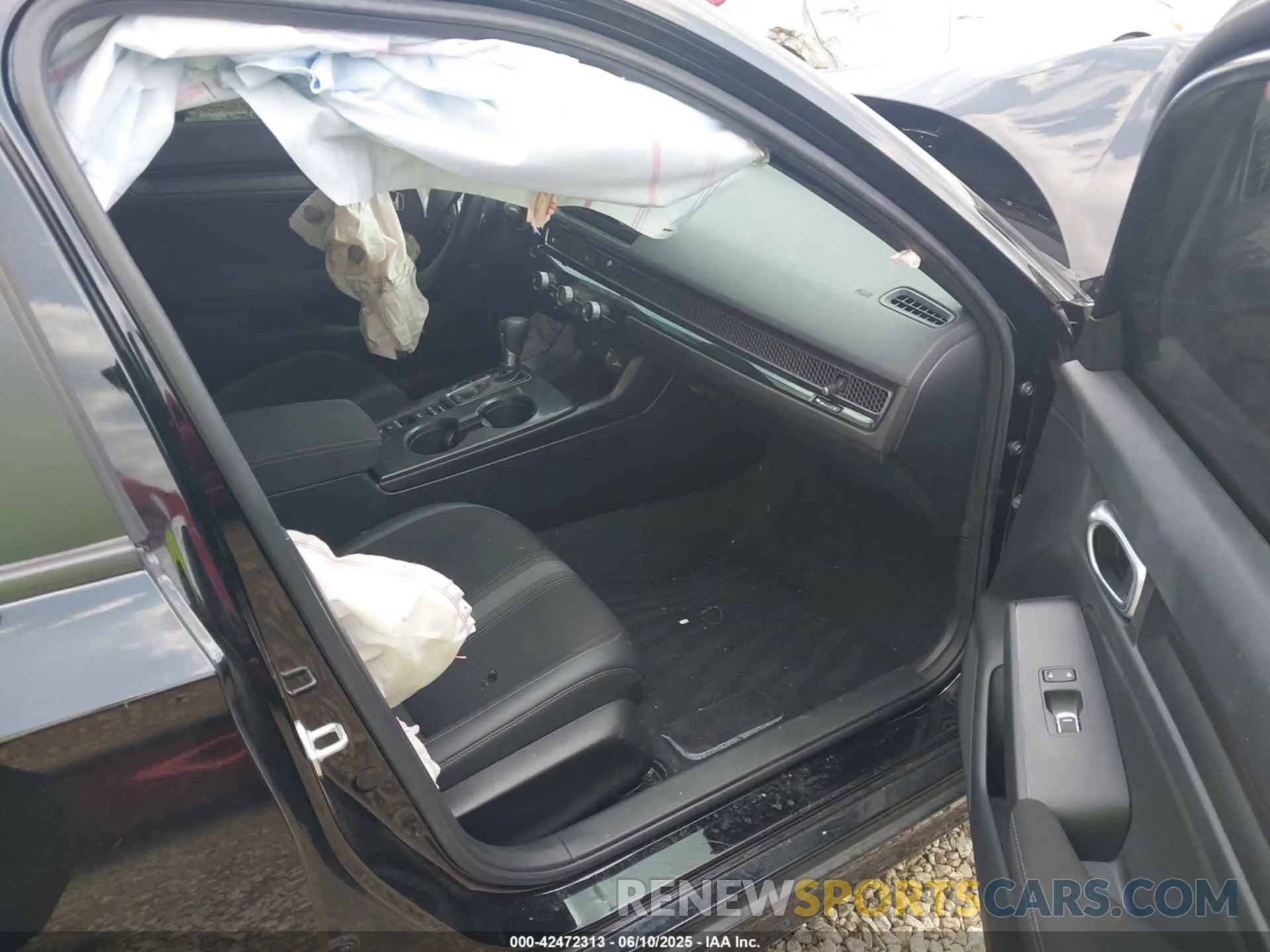 5 Photograph of a damaged car 2HGFE2F55PH515562 HONDA CIVIC 2023