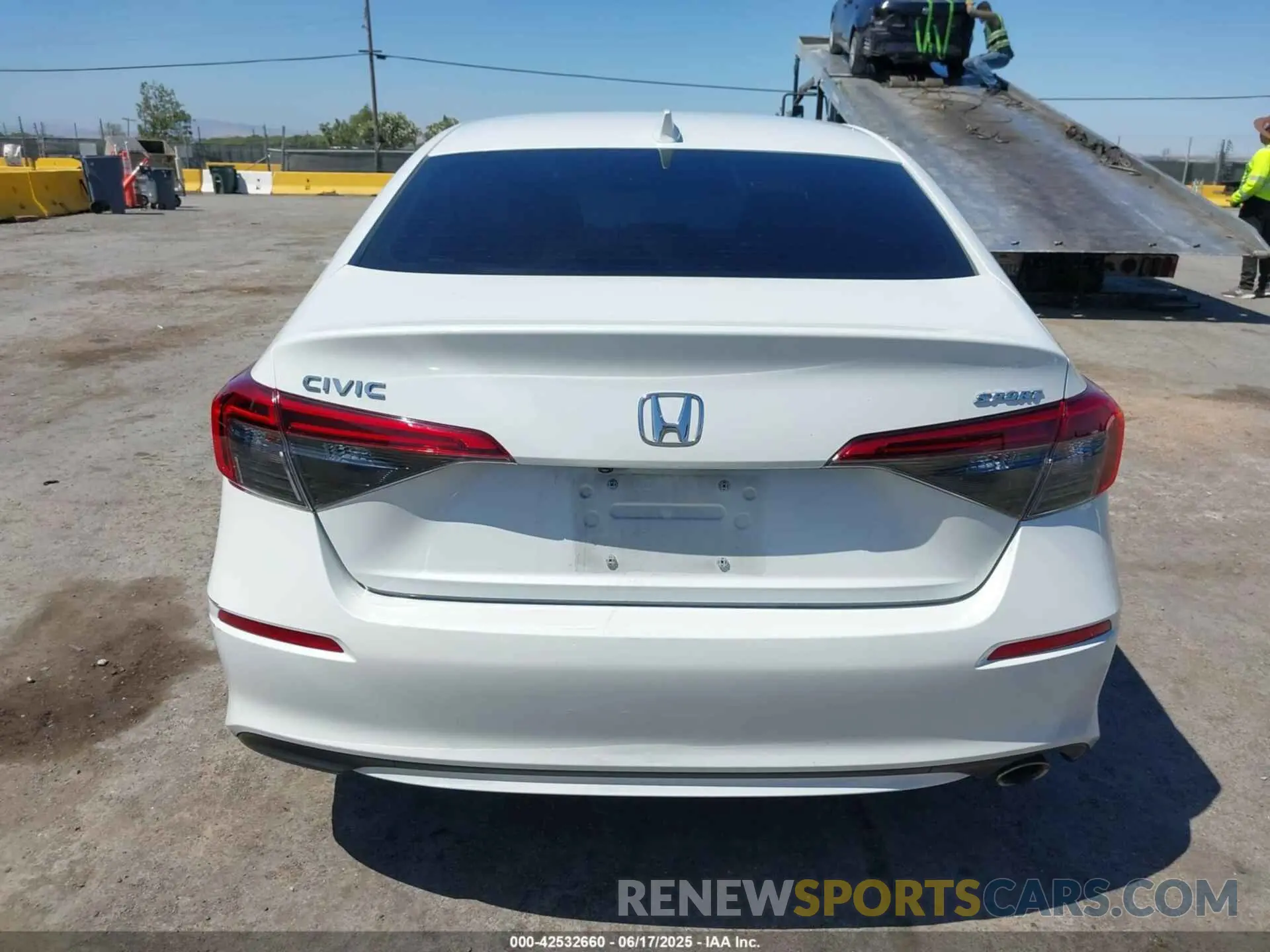 16 Photograph of a damaged car 2HGFE2F55PH519398 HONDA CIVIC 2023