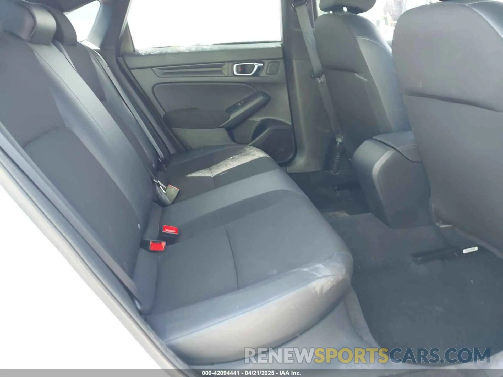 8 Photograph of a damaged car 2HGFE2F56PH501508 HONDA CIVIC 2023