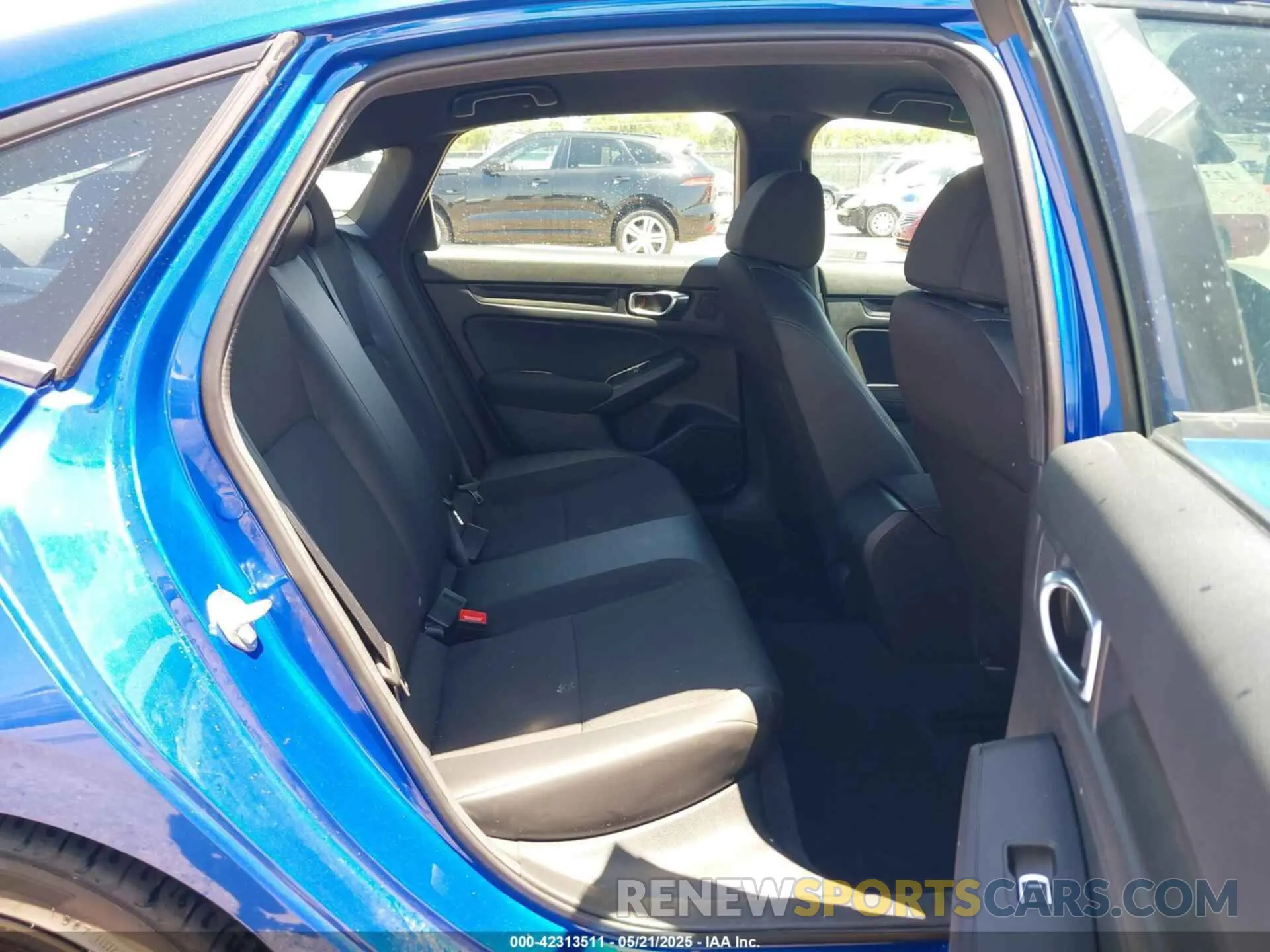 8 Photograph of a damaged car 2HGFE2F56PH541488 HONDA CIVIC 2023