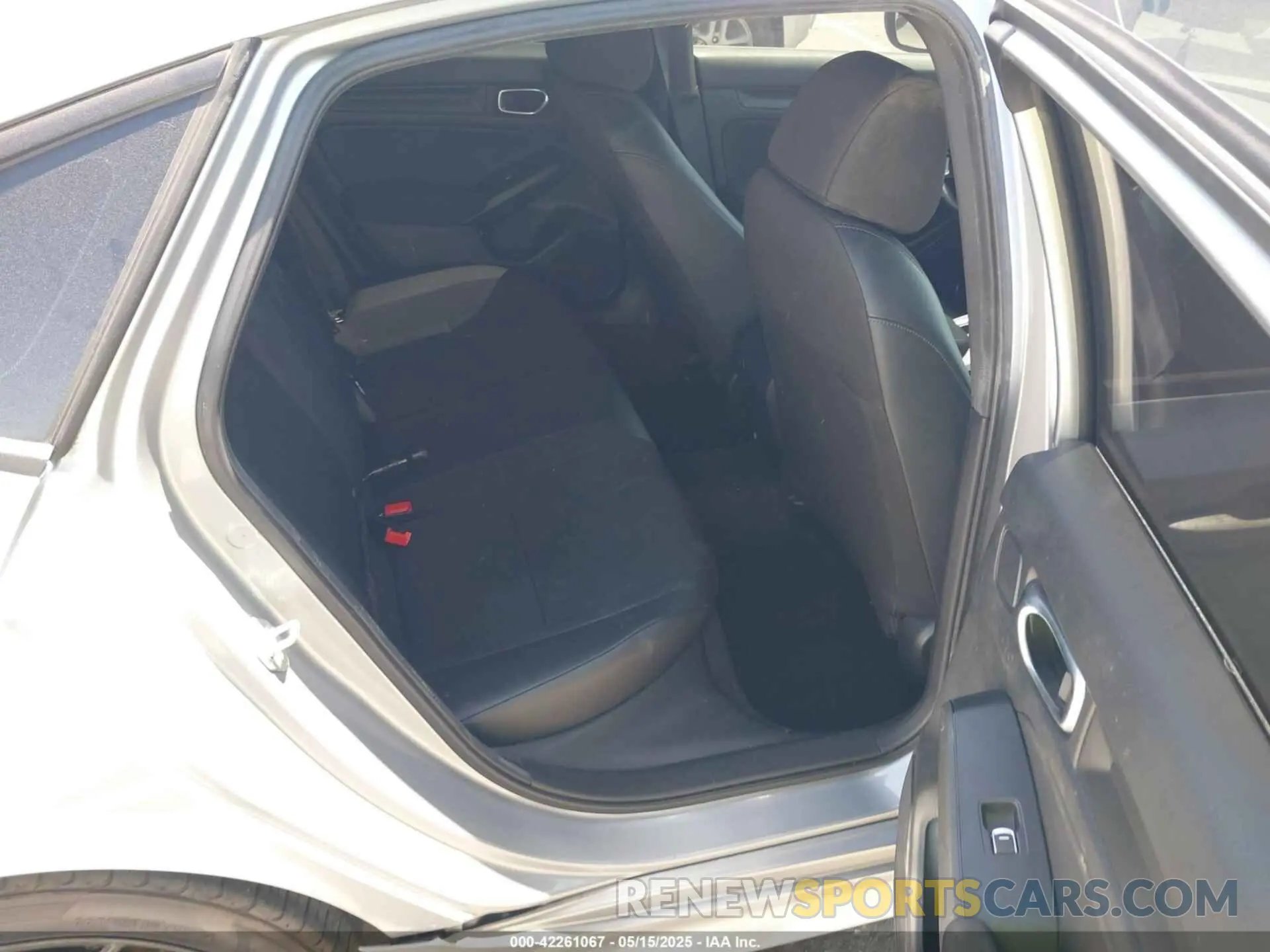 8 Photograph of a damaged car 2HGFE2F57PH518673 HONDA CIVIC 2023